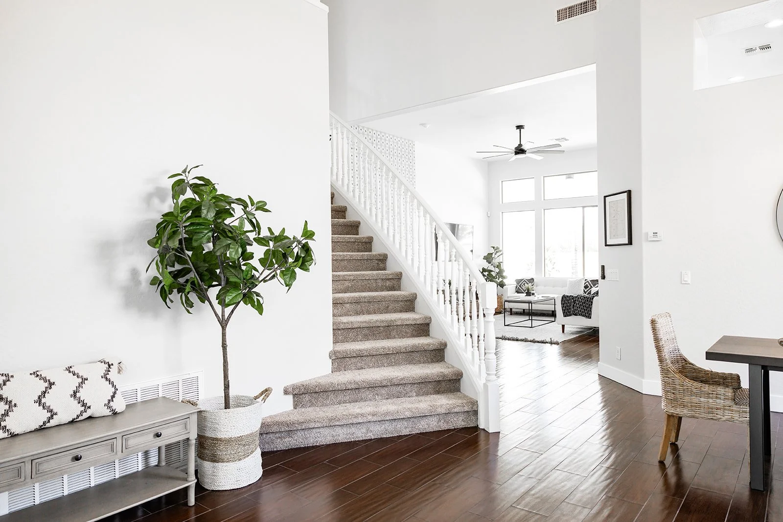 Dividing Home Equity in Divorce — What Arizona Couples Need to Know!