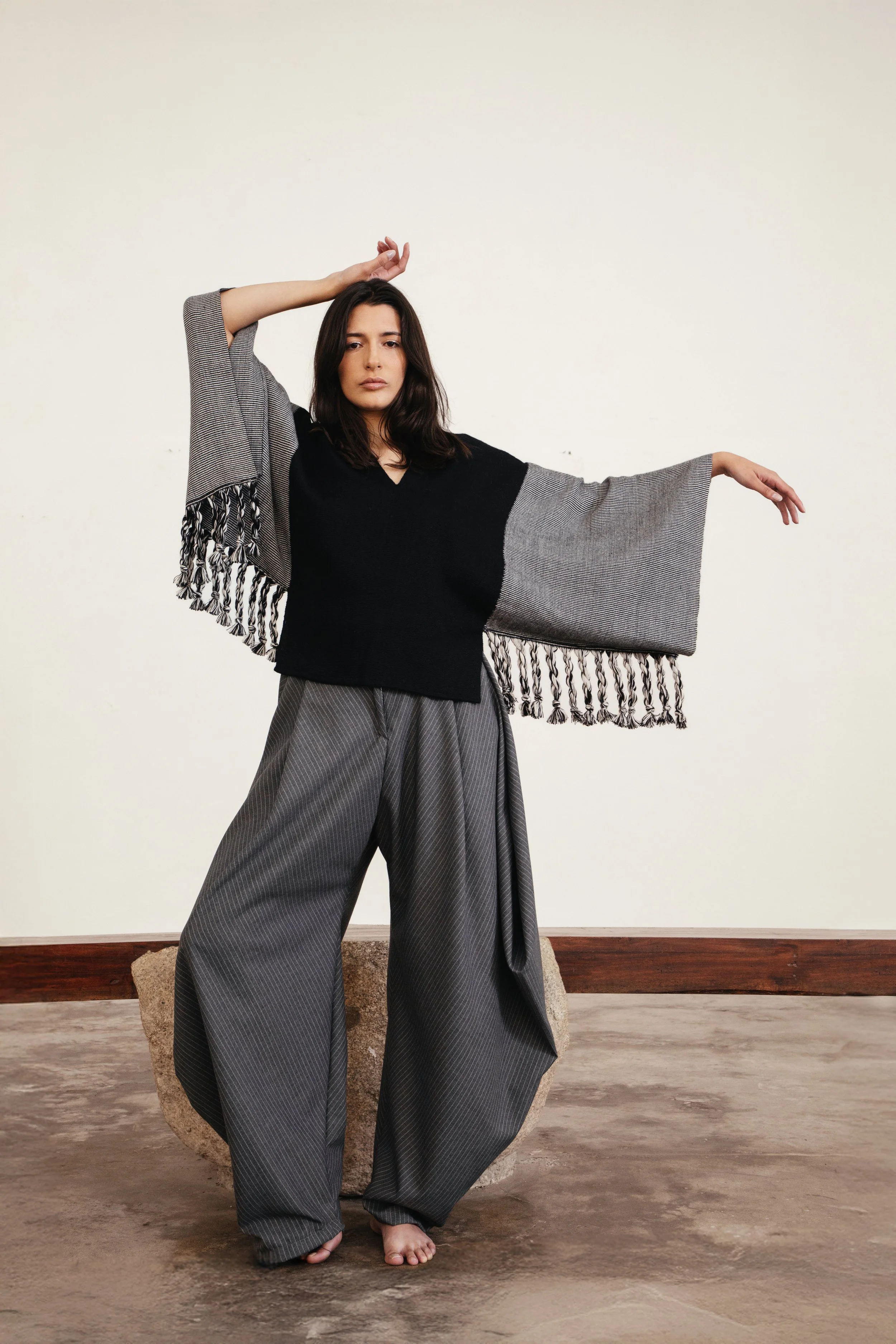 PONCHO SWEATER/CHOMPA PONCHO