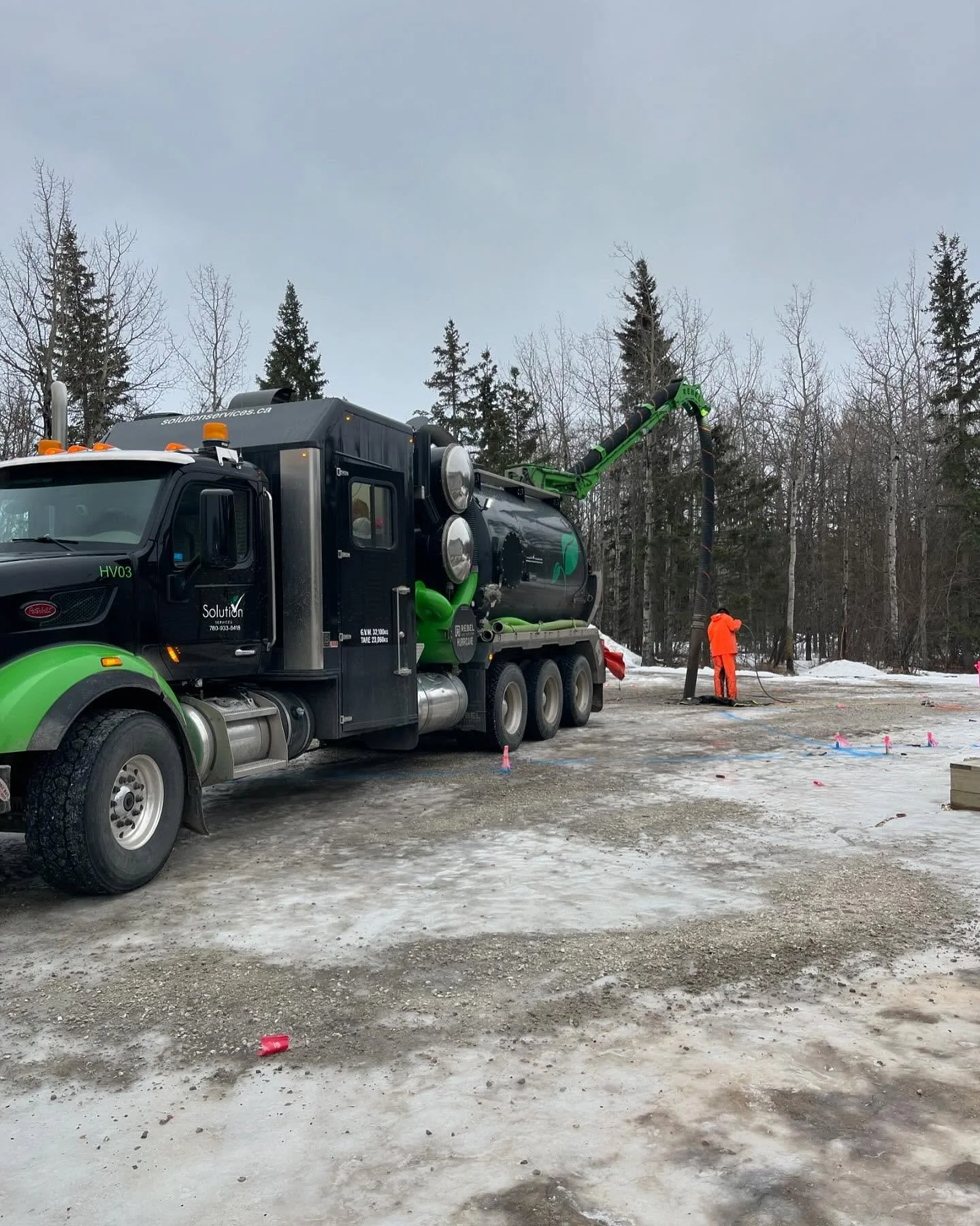 Another project on the works! Thank you to Solution Services for helping us Expose underground powerlines, and gas lines! 
.
.
.
.
.
.
.
.
#blackrockhomes #custombuild #custombuilder #interiordesign #countryestates #details #homesweethome #acreageliv