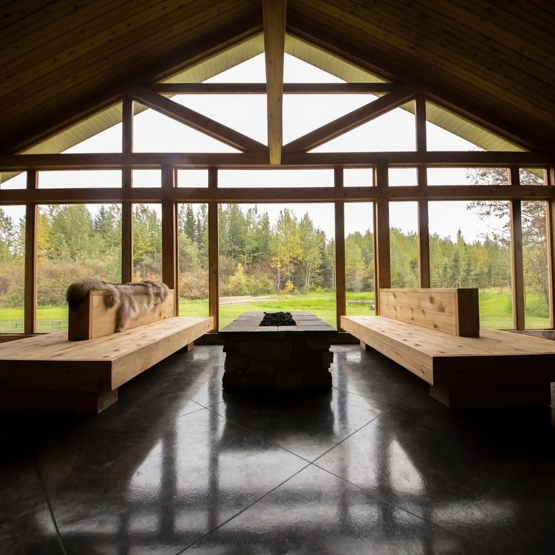 Rain or shine, nothing beats a good patio, and this space proves it! Built-in benches, a stone fire table, and the Peace Country framed on every side. Ready to build yours? Start the conversation at blackrockhomes.ca.
#GrandePrairie #PeaceCountry #YQ