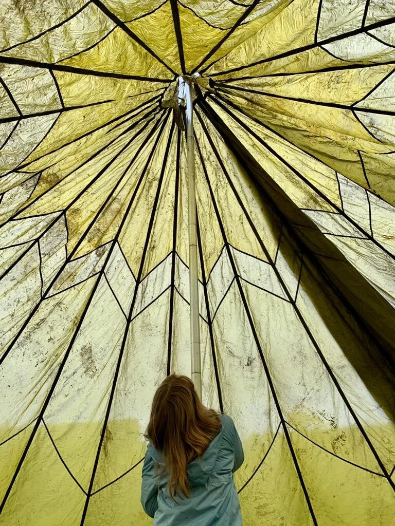 Kaleidoscopic patterns in the tent