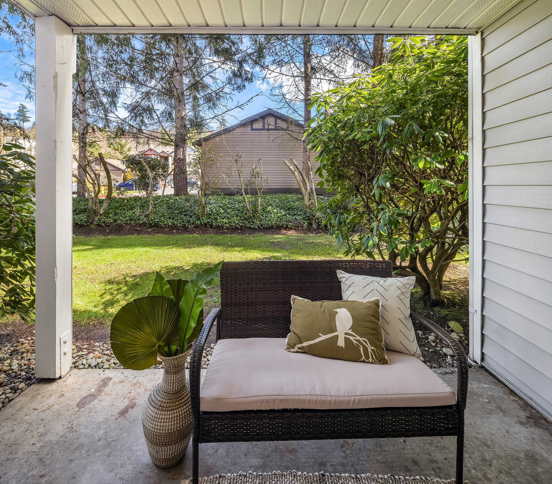 Wonderful Walkers Run Condominium Home — JanusGroup at RE/MAX Integrity