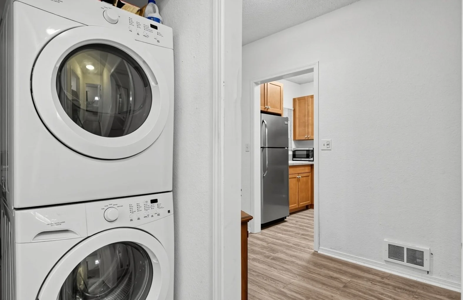 14445 NE 40th Unit #D101, Bellevue, WA 98077 13.jpeg