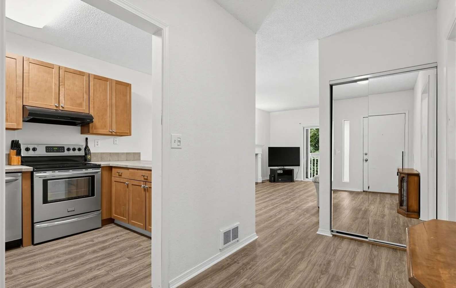 14445 NE 40th Unit #D101, Bellevue, WA 98077 5.jpeg