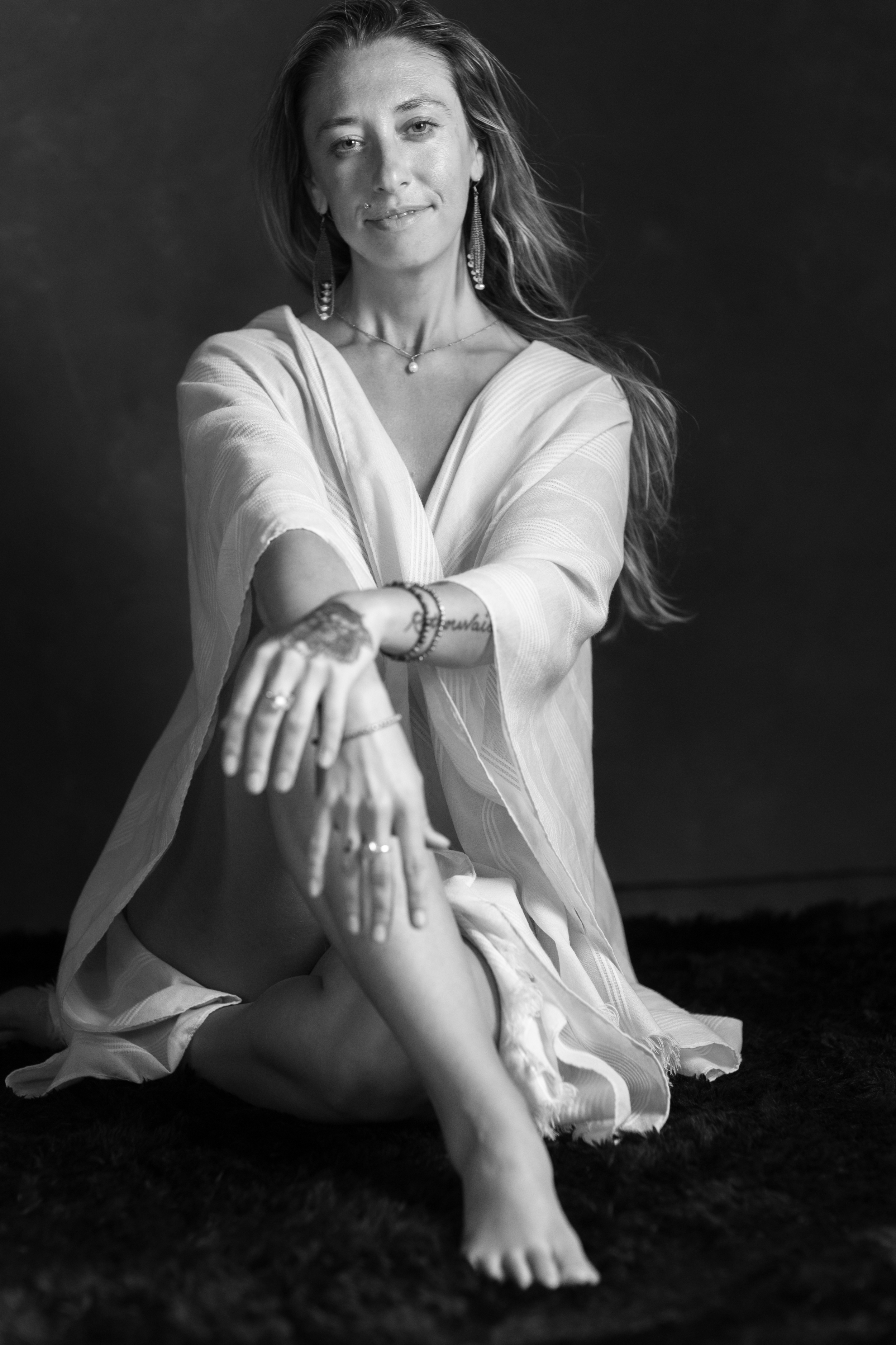 soulful-black-and-white-portrait.png