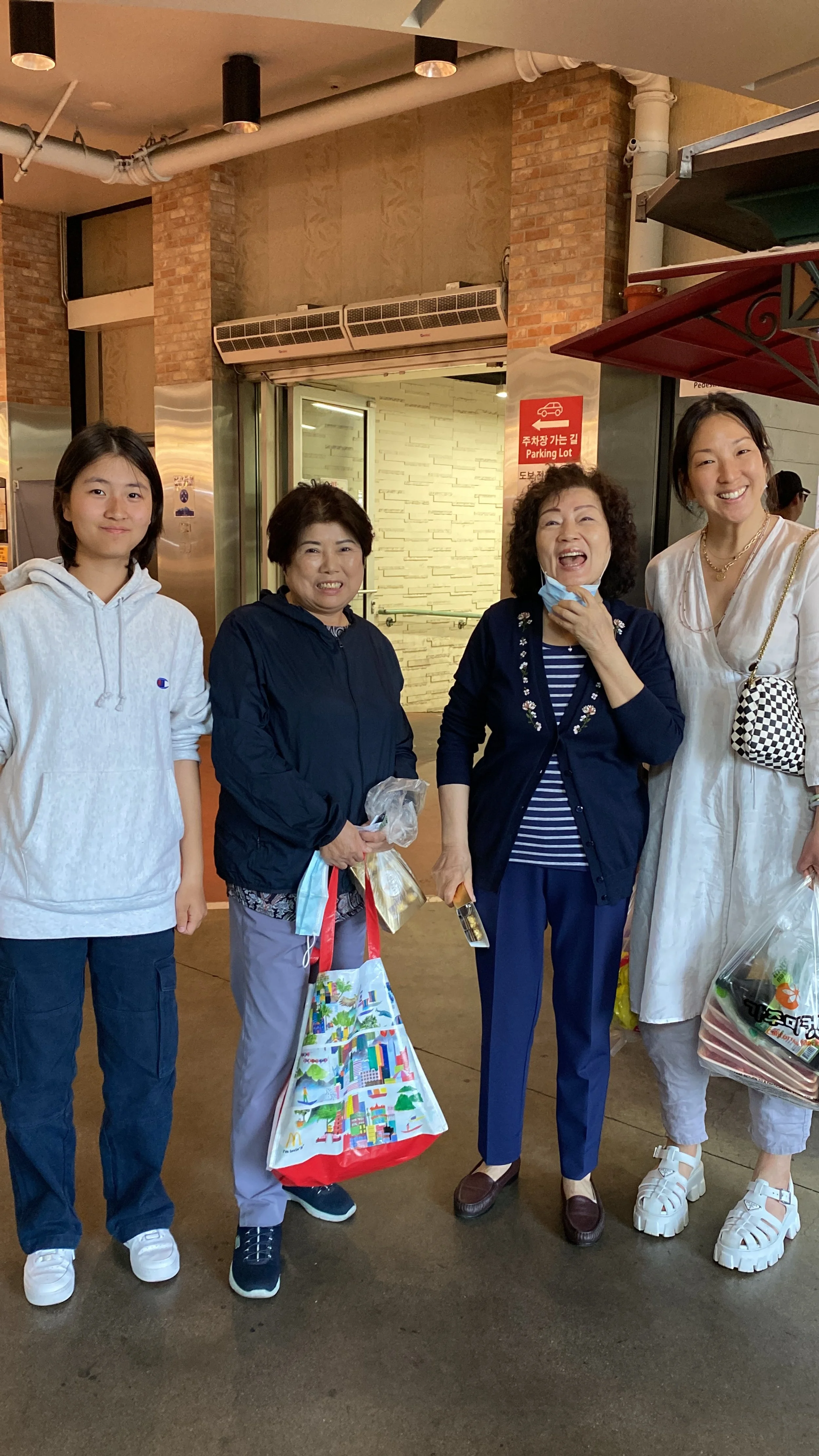 We Went Shopping with Jenny for Japchae!