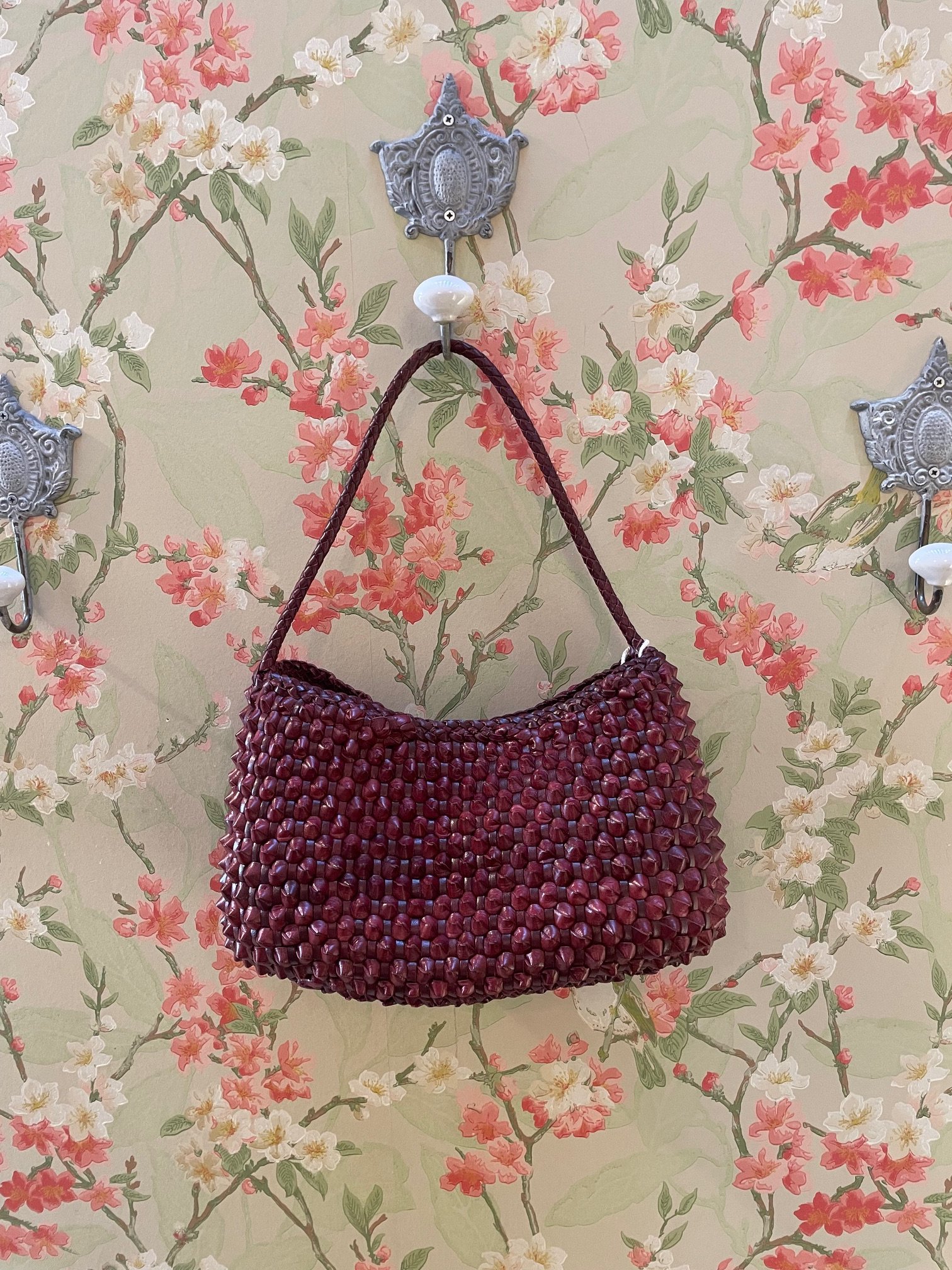 Basil Cactus Bordo, 392€