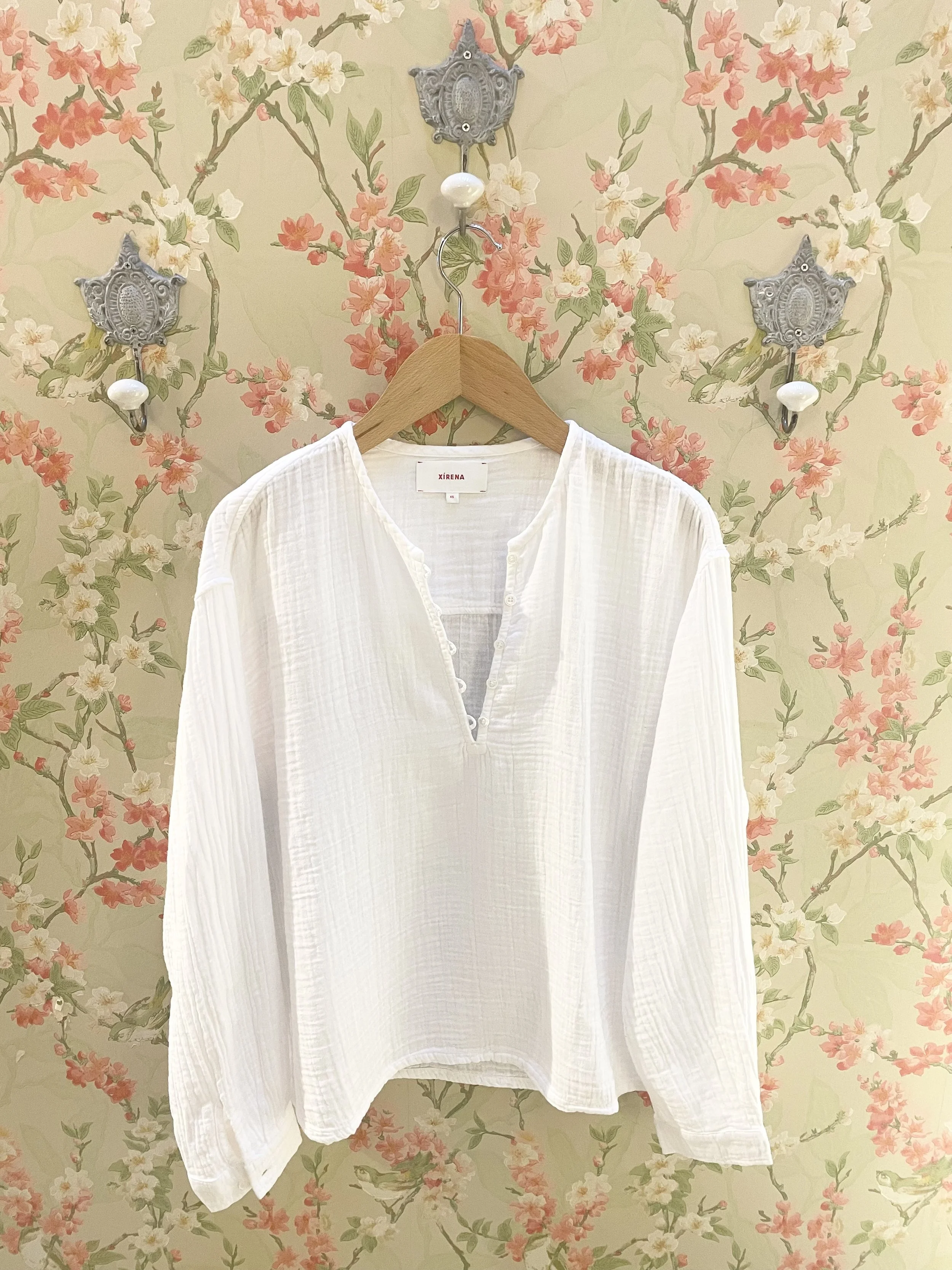 Nouveau ! XIRENA Blouse Cara White