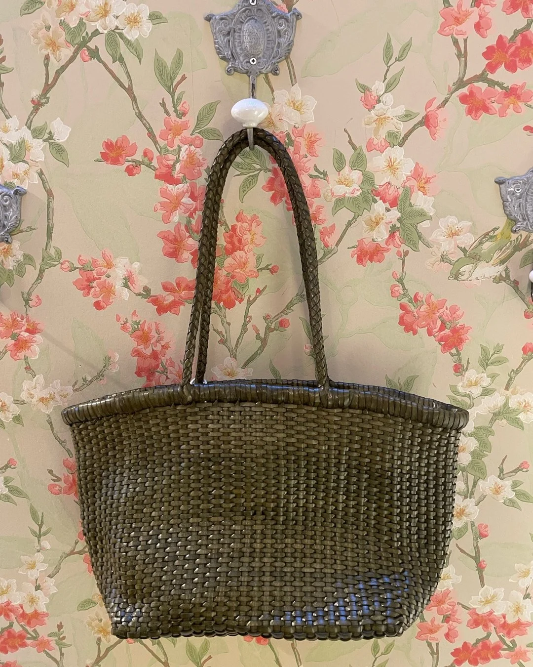 Weave Small Kaki, 387€