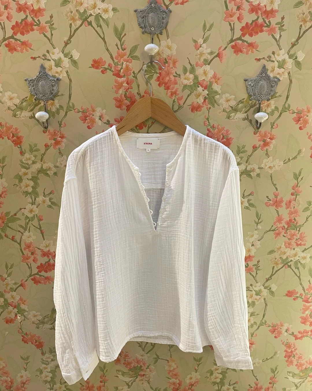 La blouse Cara White en coton, 268€