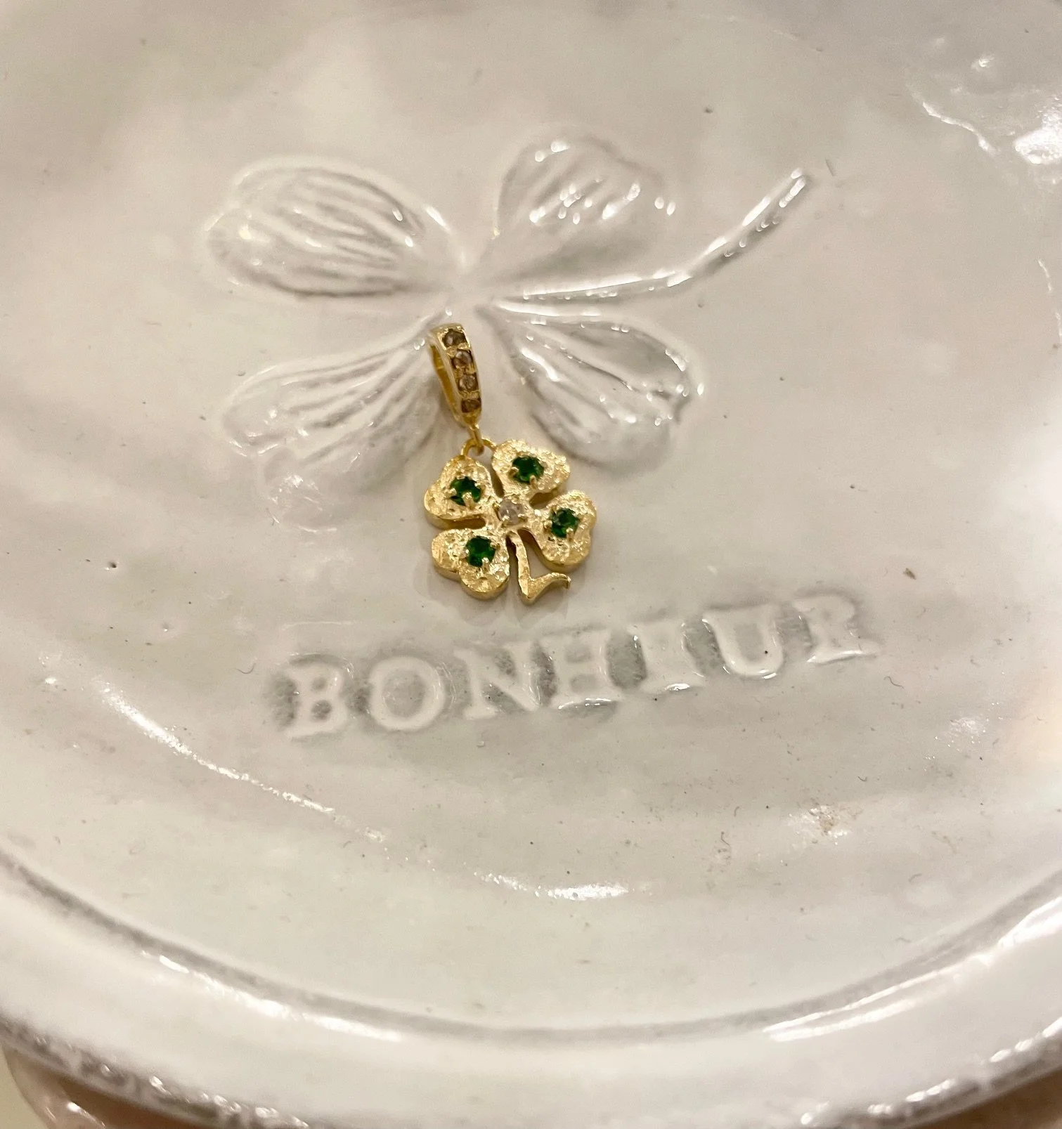 Nouveau ! ROOM SERVICE JEWELRY Charm Trefle