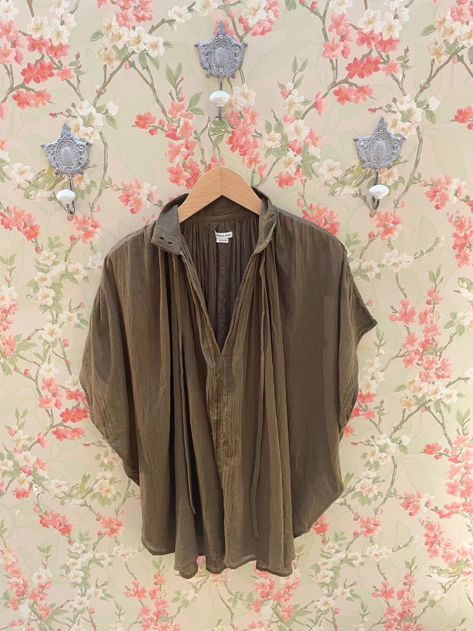 Nouveau ! LAURENCE BRAS Blouse Wheeless Kaki