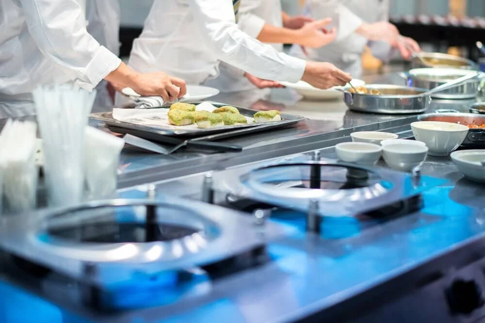 chefs+at+mutual+kitchen.jpg