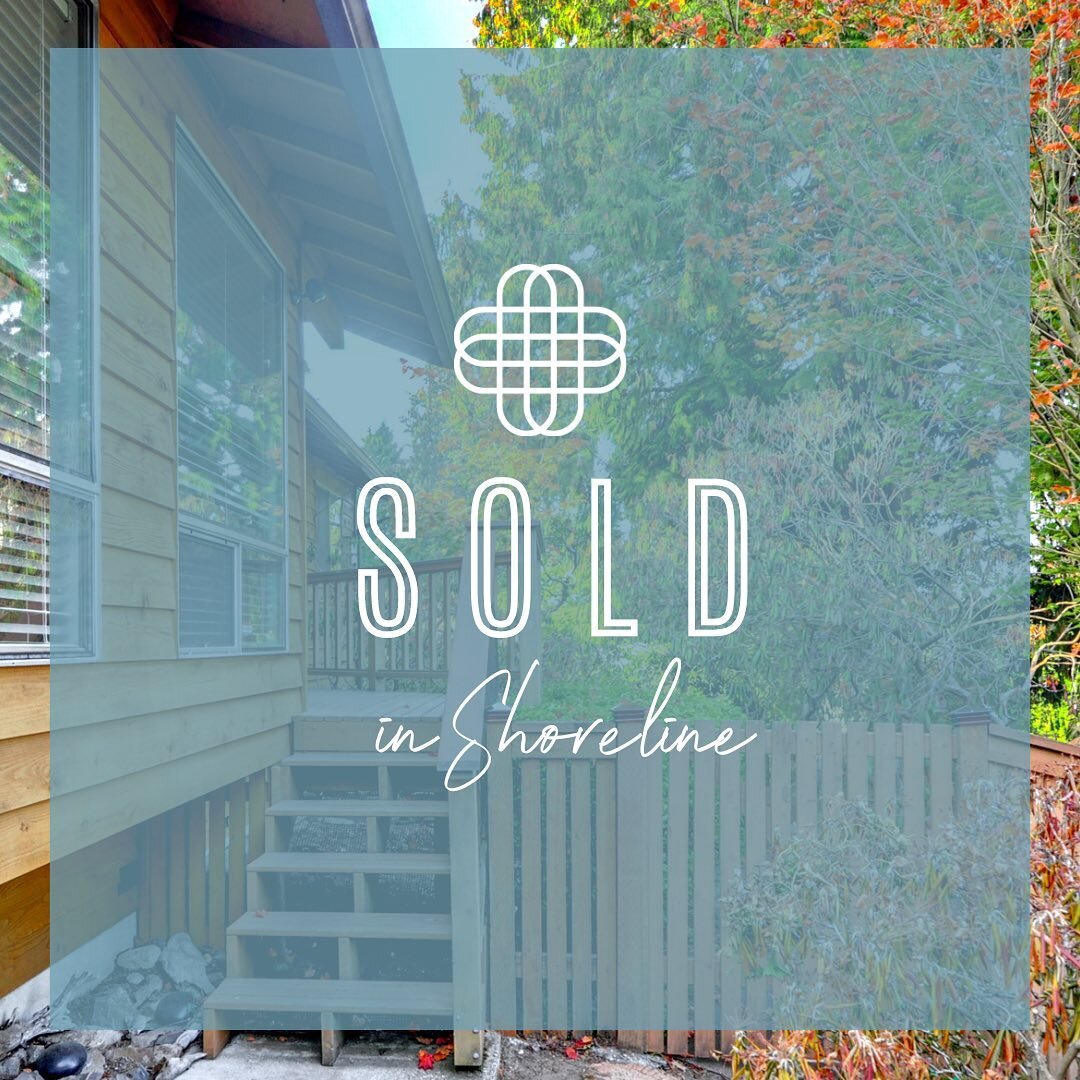 📍18613 Perkins Pl NE, Shoreline
⁣🌿 Staging by Trellis Group @stagingseattle⁣
⁣🚪3 bedrooms / 2 bathrooms / 1,150sf
⁣🏡 Sold Price $635,000

{Updated Shoreline Gem} This move-in ready home is waiting for you! Nestled on a 7,746sf lush lot surrounded