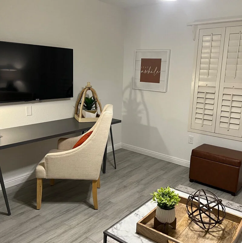 8940756F-5D2B-432E-9815-FF19C6E97F7D