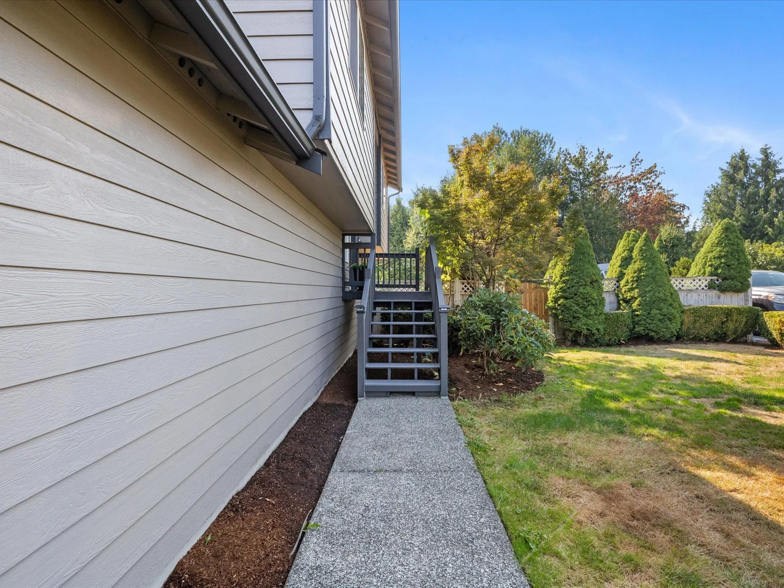 front deck.jpg