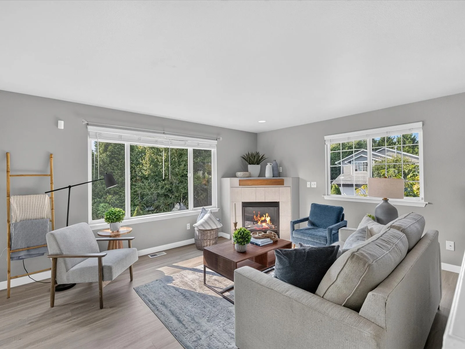 ACTIVE |  Remodeled 1744sf Thomas Lake Beauty within Minutes of Everything