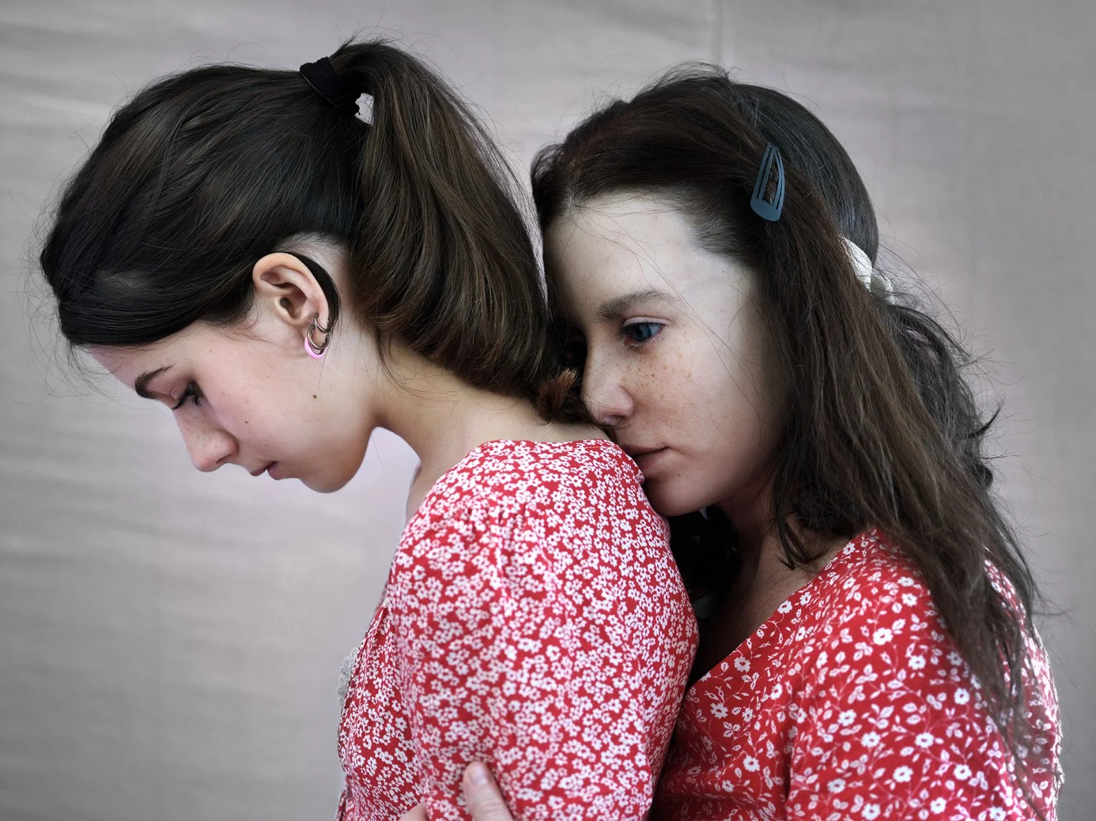  Aneta Grzeszykowska ,
 Daughter #6 , 2025,
pigment ink on cotton paper,
20 2/3 x 27 1/2 inches,
52.5 x 70 cm.
edition of 3 + 2 AP