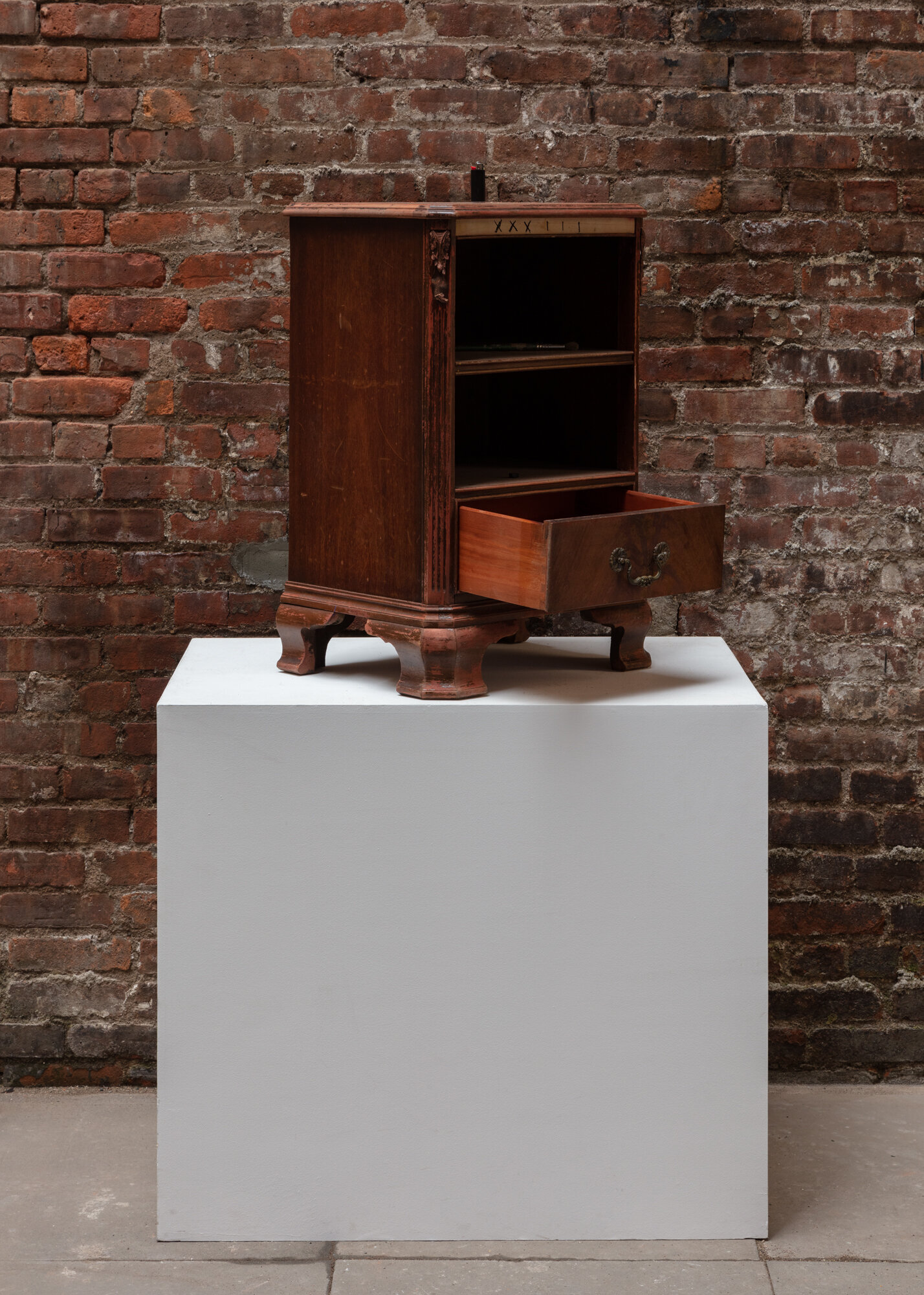 Daniel T. GaitorLomack XXXIII Lighters on my Dresser — Lyles & King