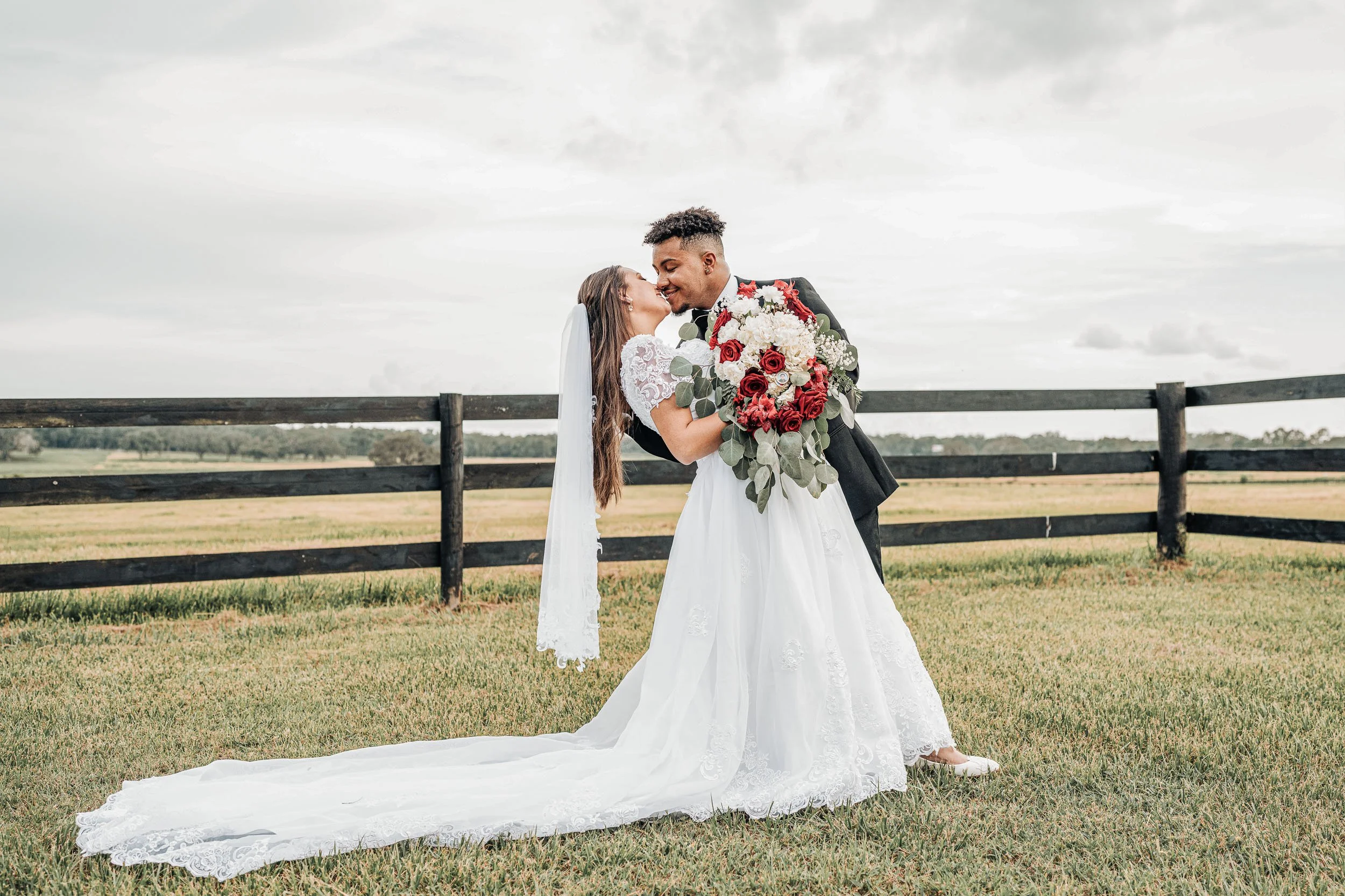 The Photographer’s Guide to Weddings at Barrington Hill Farm