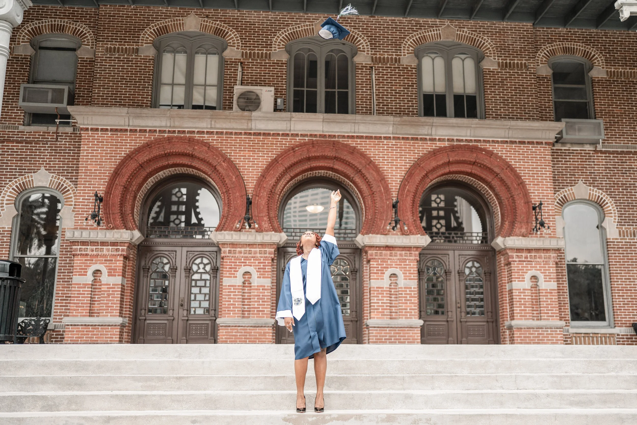 Graduation-Tampa-Photographer-USF-High School-57.jpg