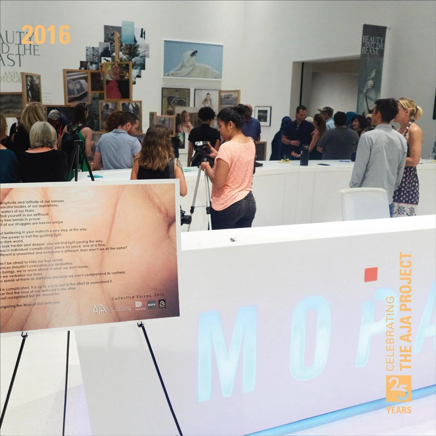 In 2016, The AjA Project Launched Collective Voices 📸🌟 with @uweast_sd, supported by The Doris Duke Foundation. The project aimed to uplift the stories of refugee young women through art. After a 6 month long photography workshop series with East A