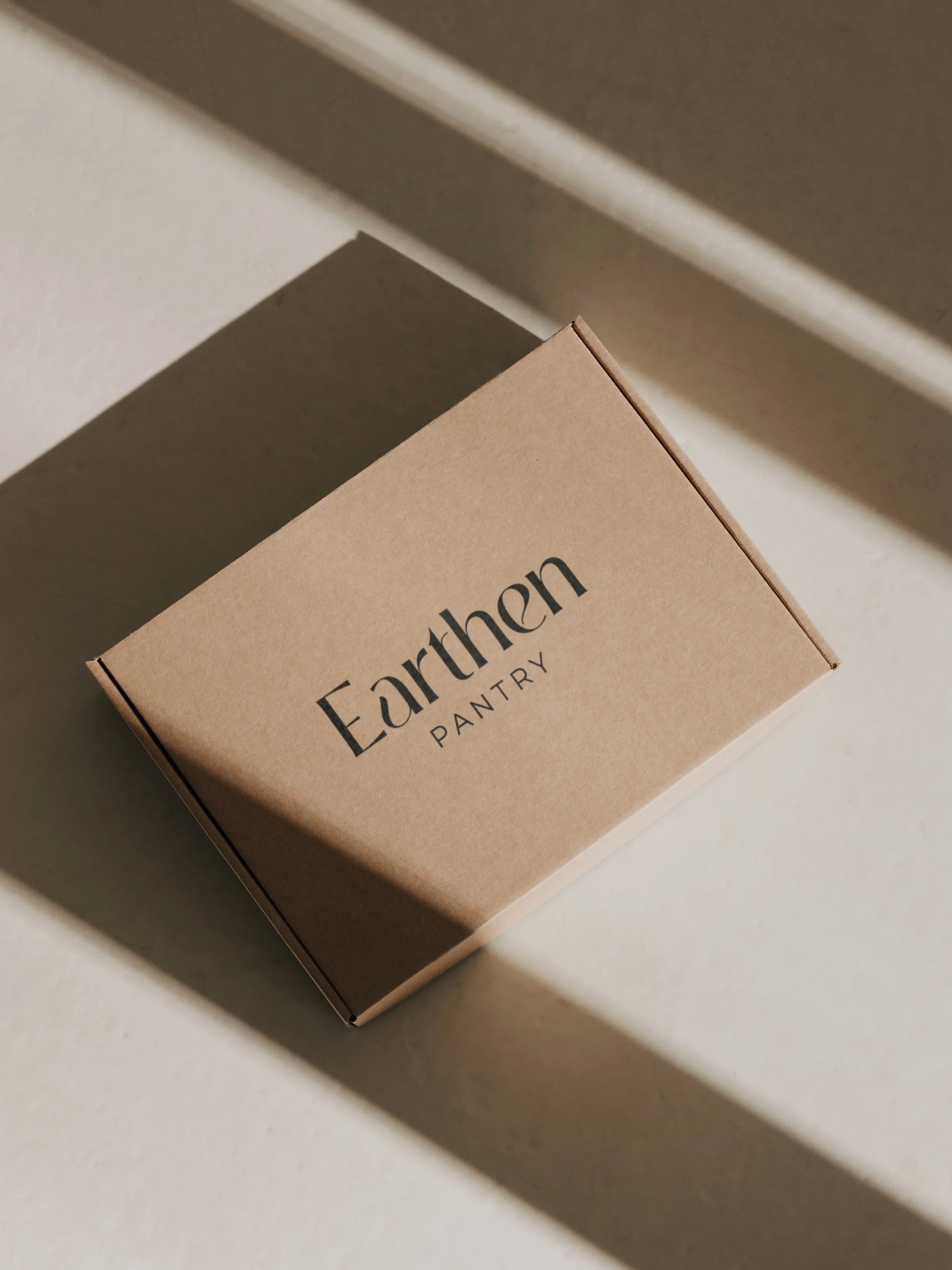 Built from the ground up.

From name exploration and creative direction to visual identity, digital and the details in between; we build considered brand systems designed to work as a whole.

Explore Earthen Pantry and see the identity unfold across 