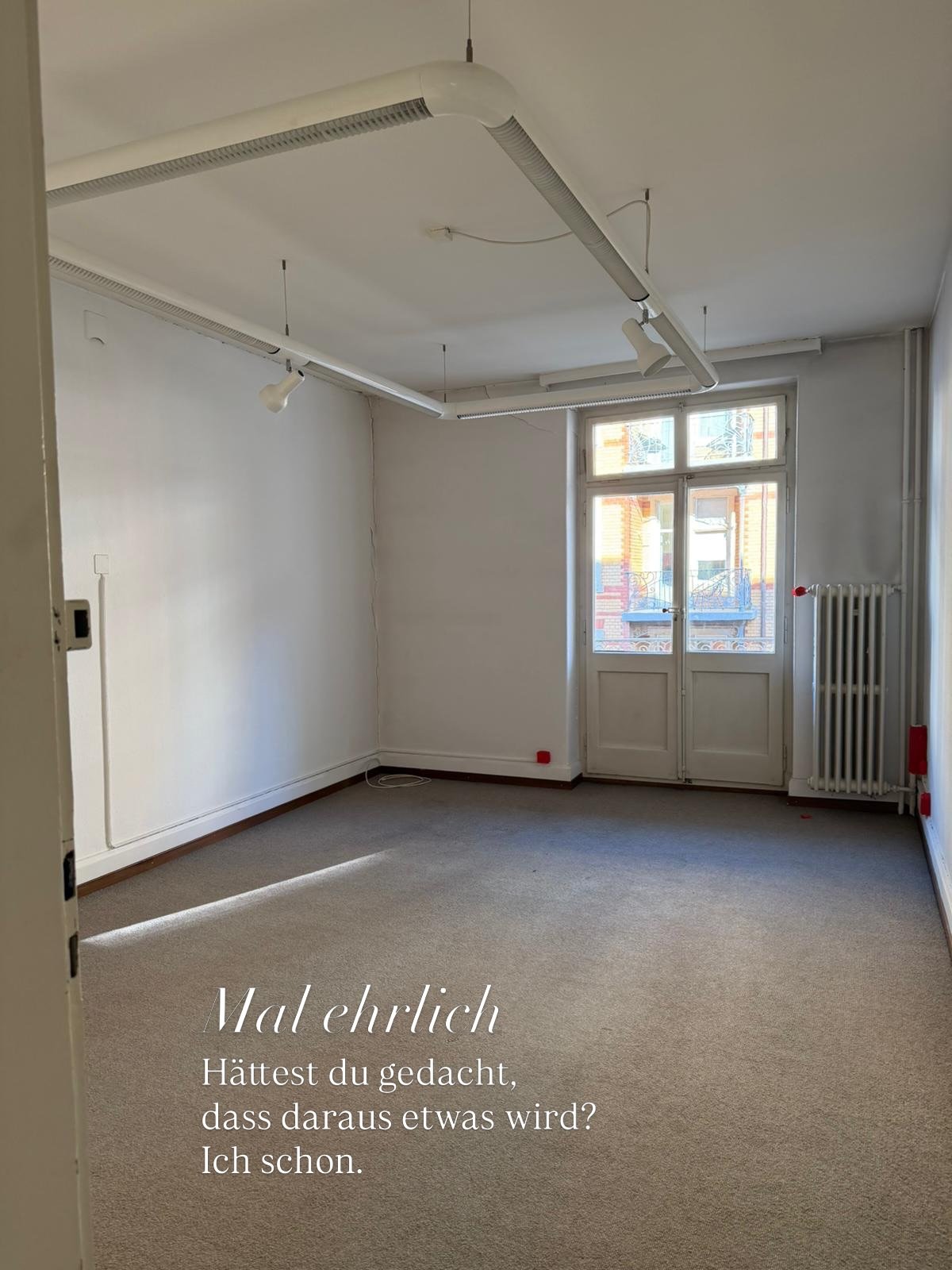 Wenn niemand daran glaubt &ndash;
tu es trotzdem. 💪🏼

Vielleicht bist du die einzige Person,
die sieht, was m&ouml;glich ist. ✨

#beforeandafter
#transformation
#doityourself
#vorhernachher
#interiorinspo