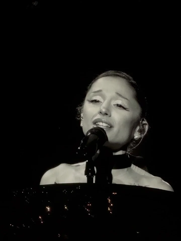 Ariana in London ✨