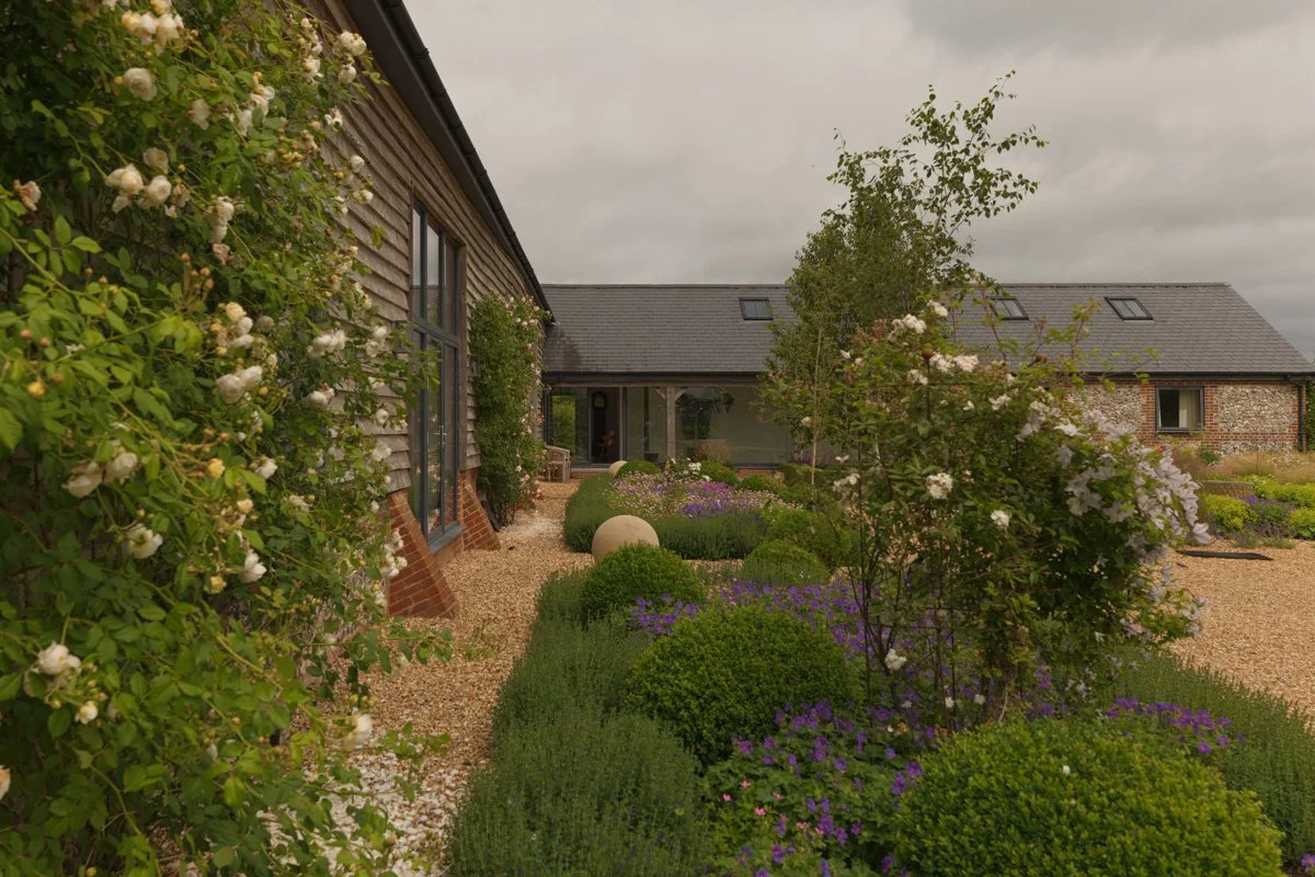 wildflower-barn-wiltshire-peagreen-locations (45).jpg