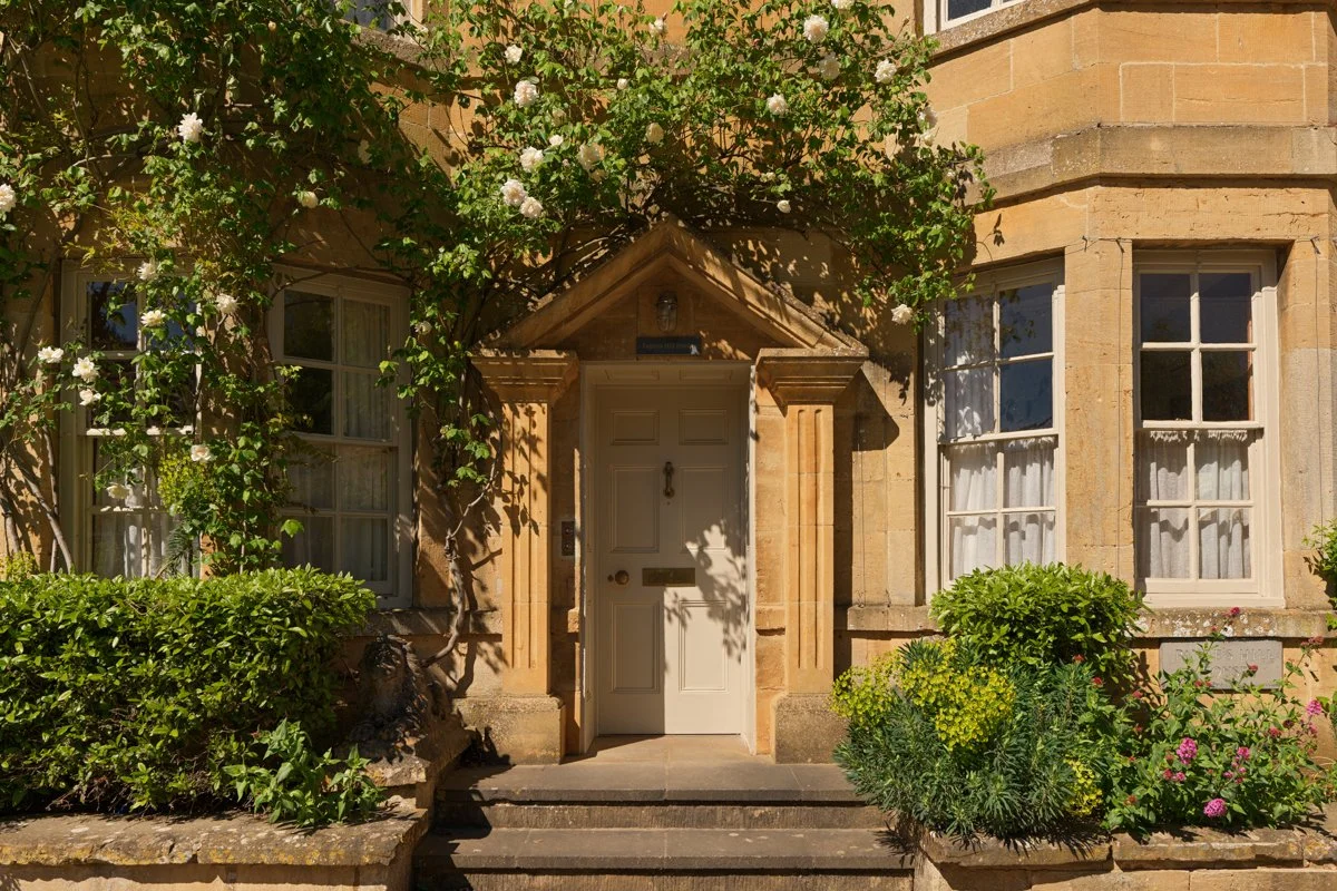 old-docors-house-oxfordshire-peagrren-locations (3).jpg