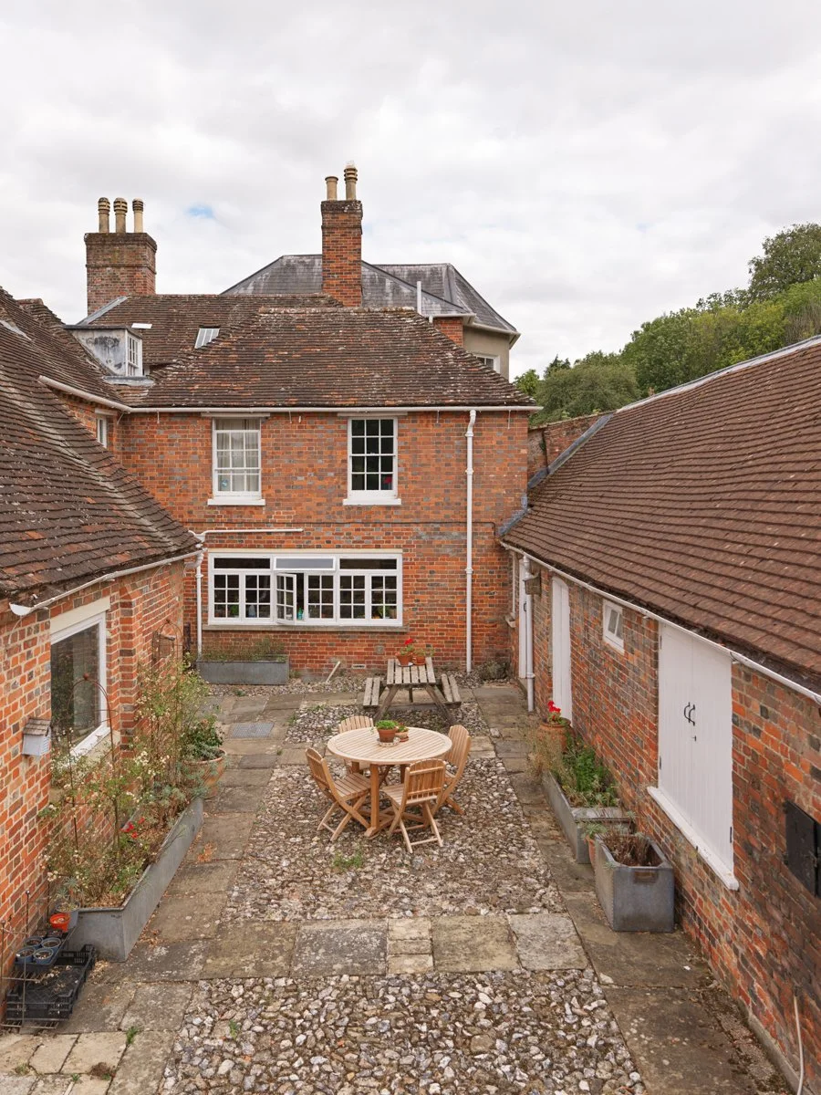 marlborough-house-wiltshire-peagreen-locations (77).jpg