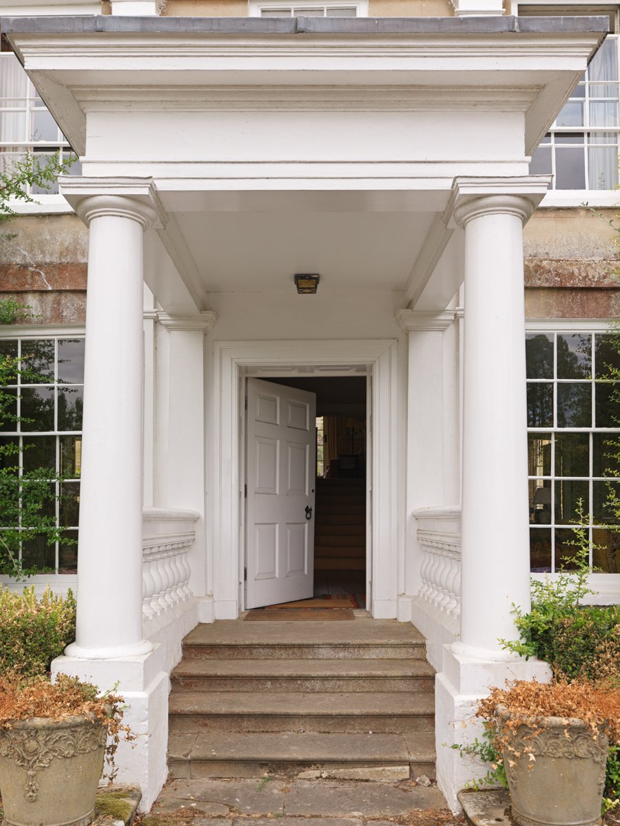 marlborough-house-wiltshire-peagreen-locations (1).jpg