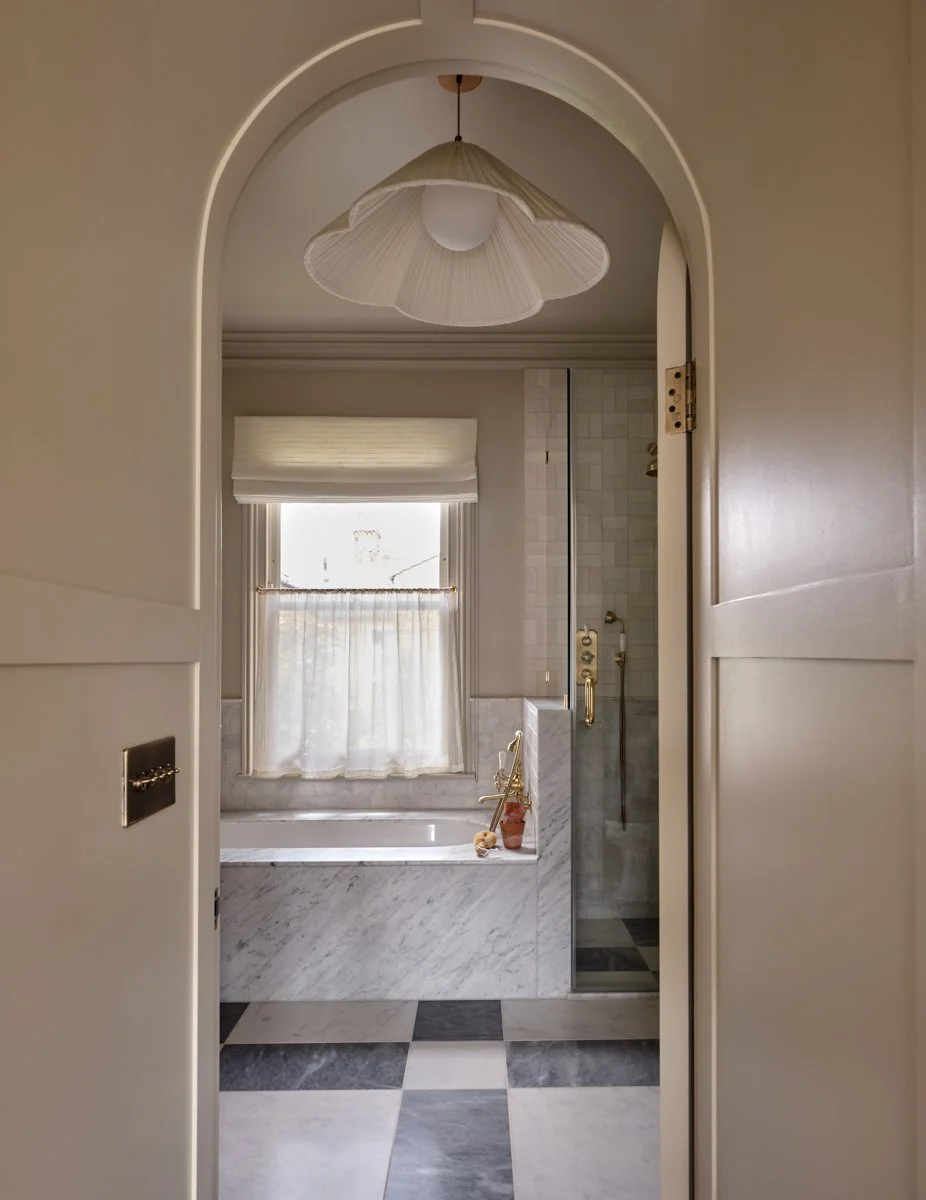 the-serene-house-south-west-london-peagreen-locations (10).jpg