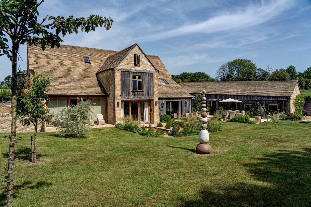 the-oak-barn-gloucestershire-peagreen-locations (9).jpg