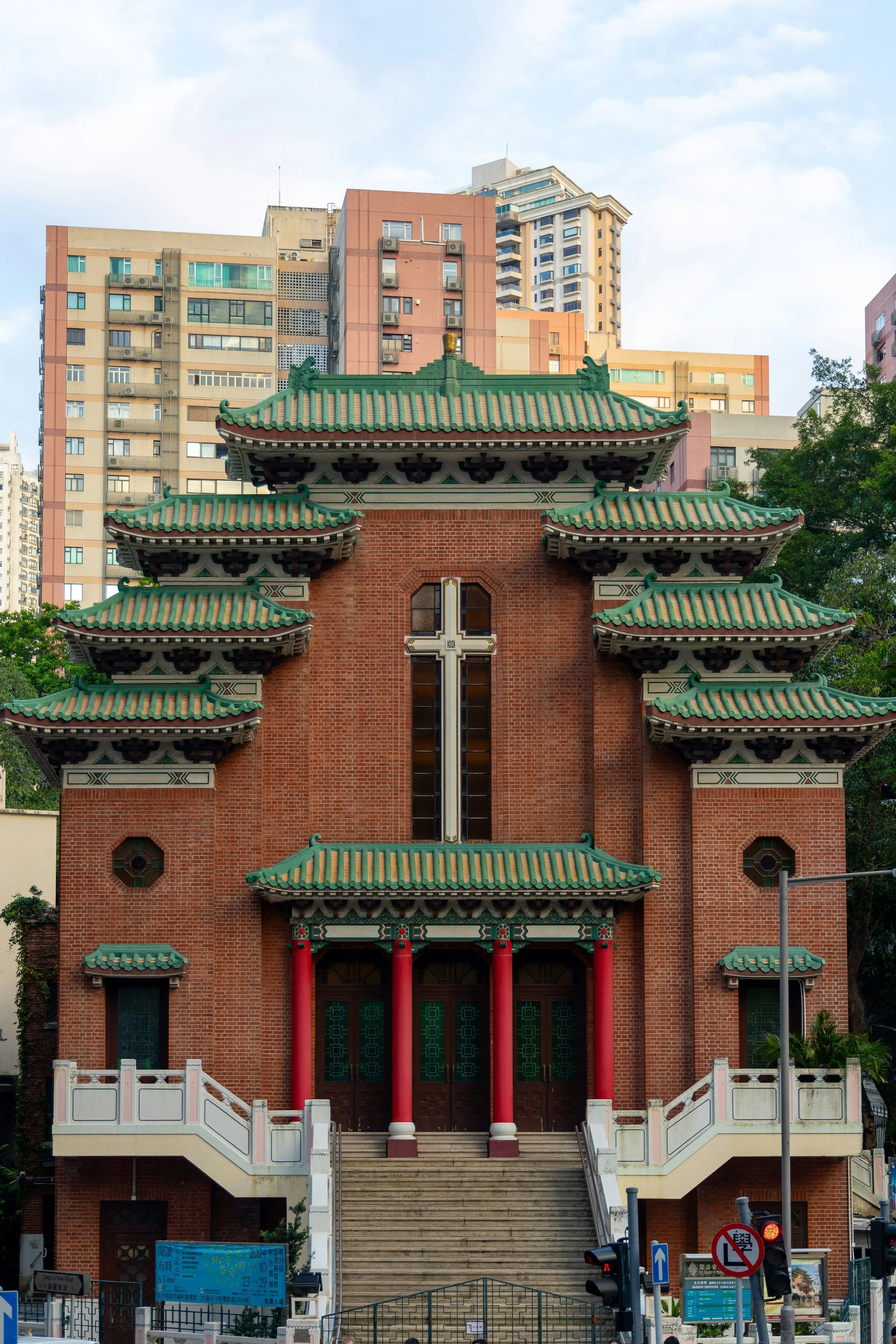  Sacred and Secret  How beliefs shaped the city we know today? 