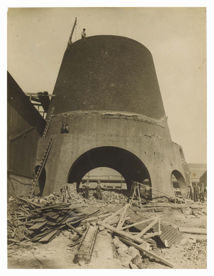 Leith Glassworks during demolition.png