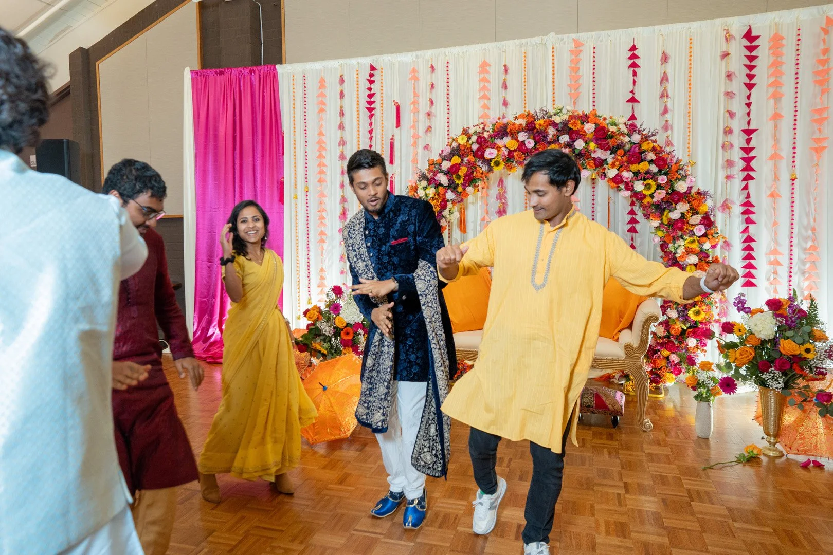 Swathi_Rahol_Sangeet-431.jpg