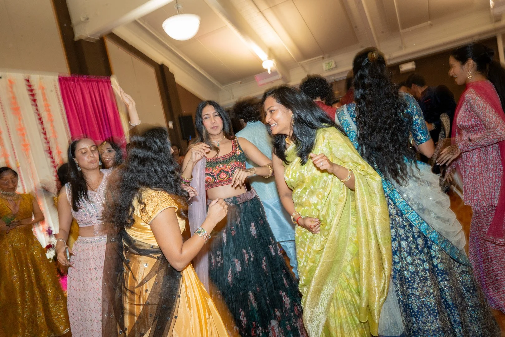 Swathi_Rahol_Sangeet-511.jpg