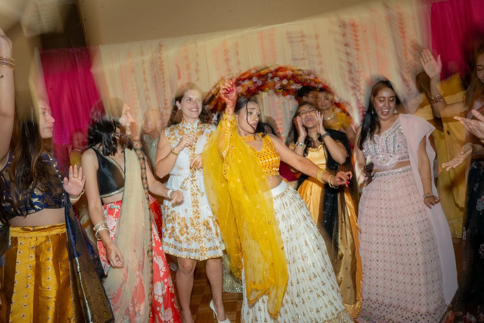 Swathi_Rahol_Sangeet-515.jpg