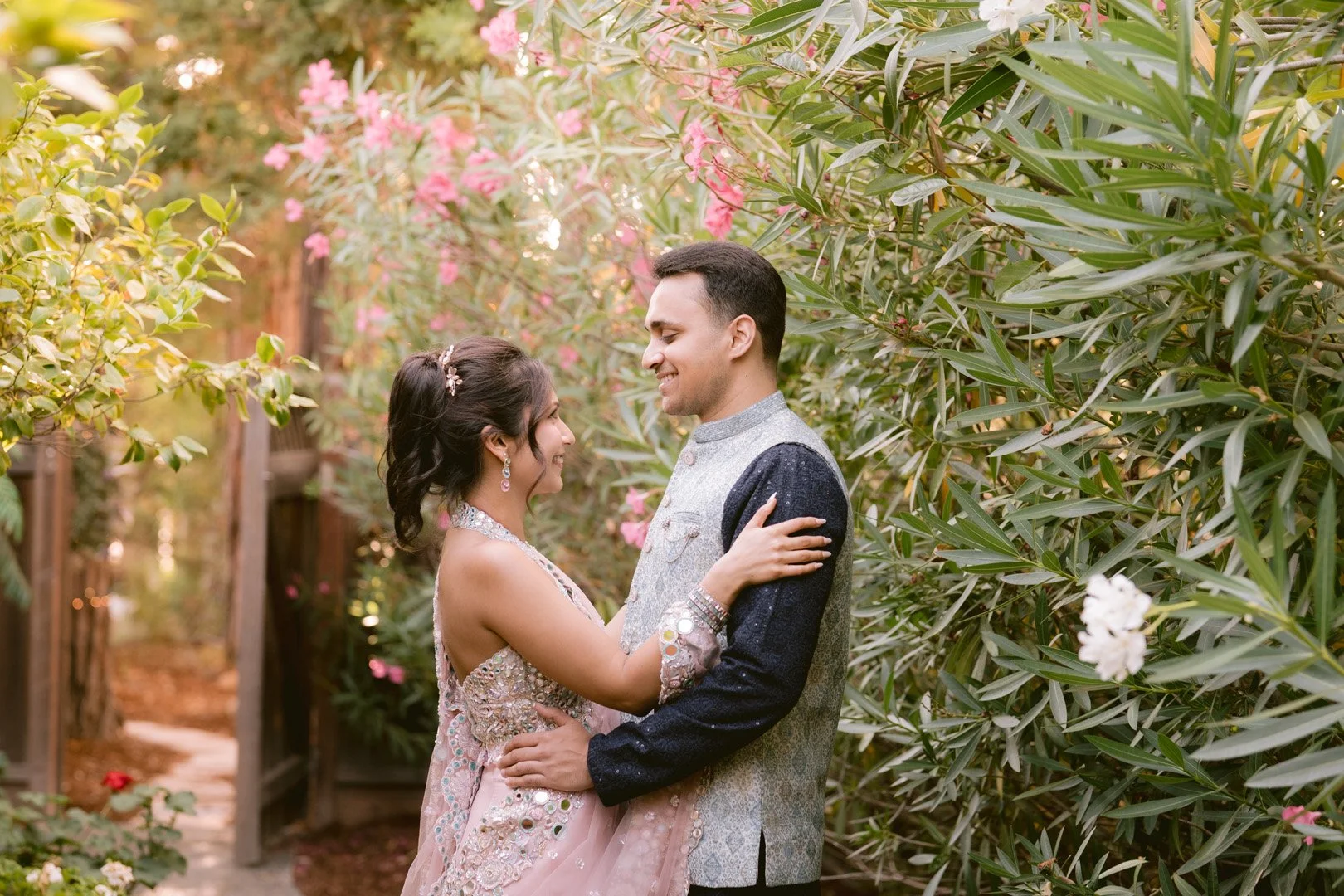 Sunset_Soiree_Pre_Wedding_Photos_Saratoga-28.jpg