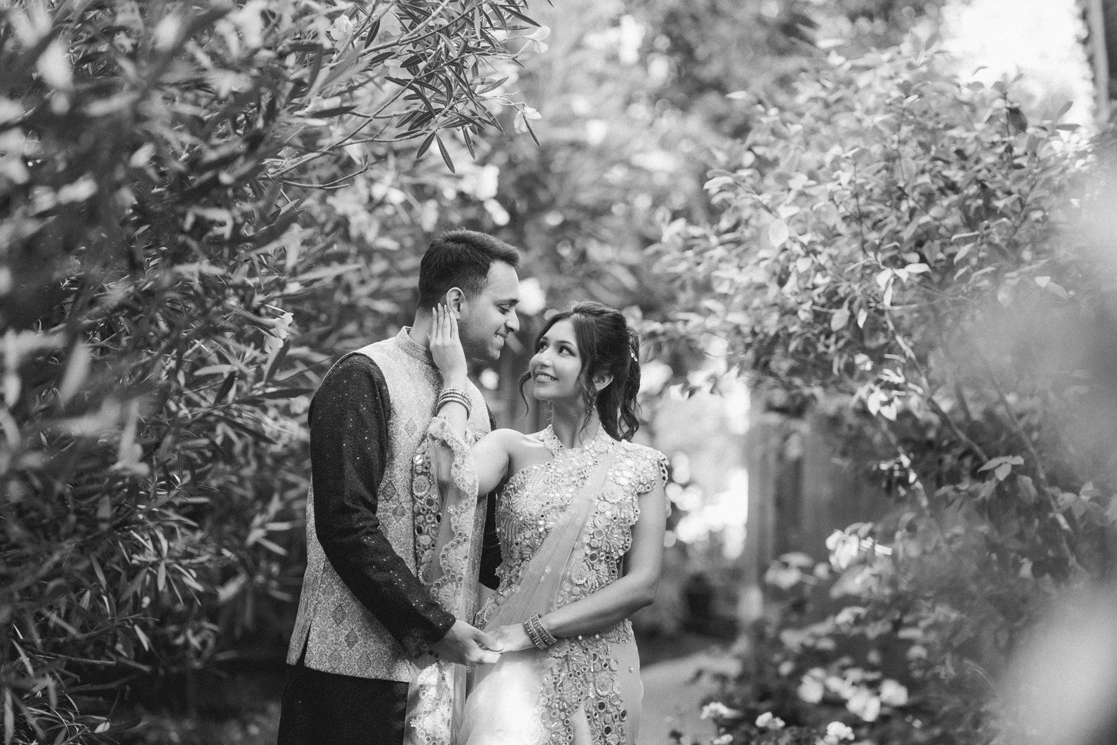 Sunset_Soiree_Pre_Wedding_Photos_Saratoga-38.jpg