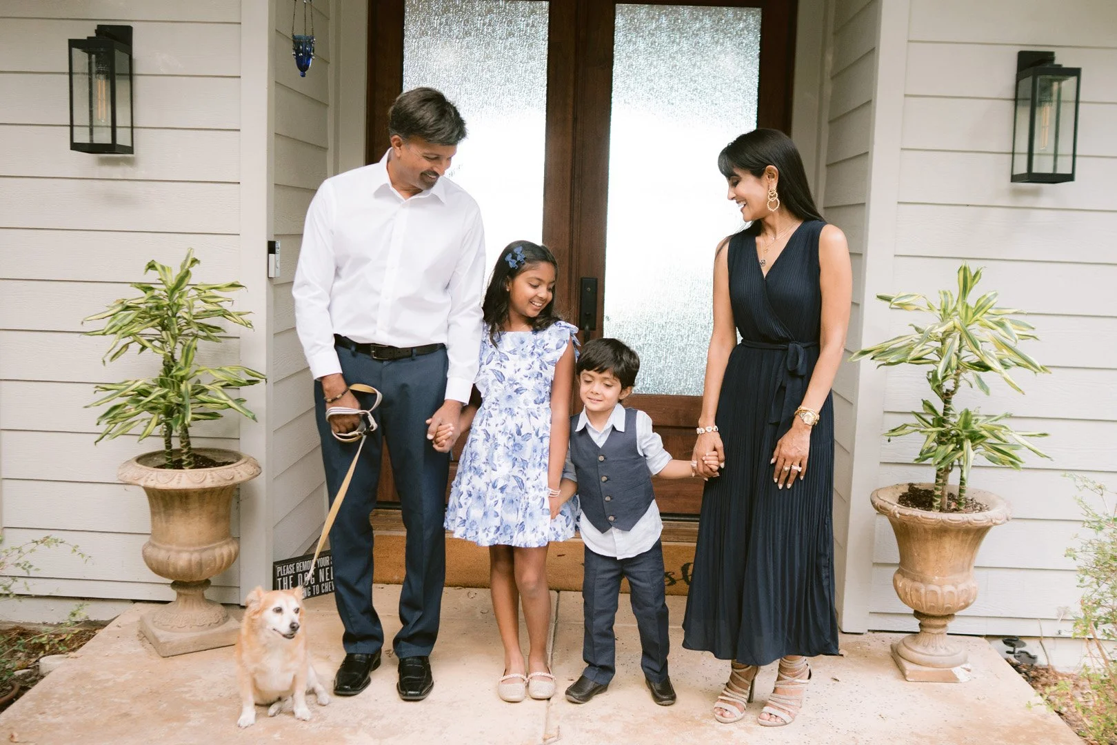 Esha_Family_2025-38.jpg