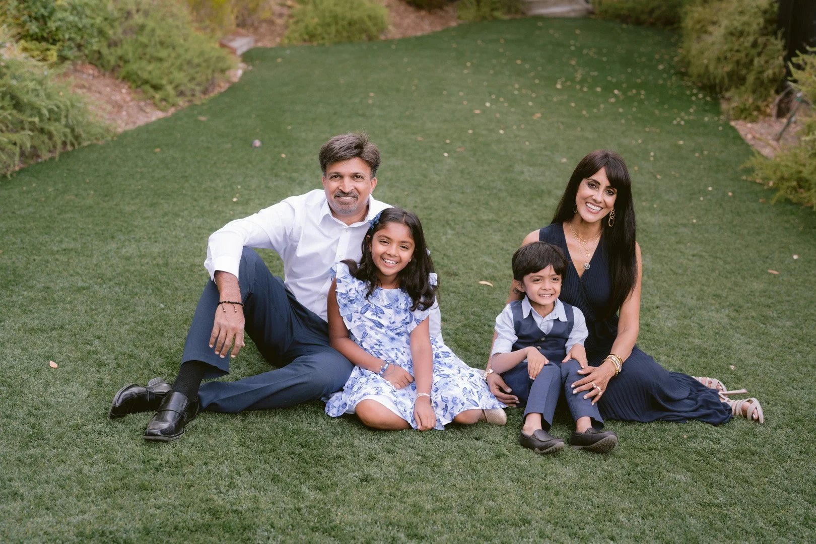Esha_Family_2025-91.jpg