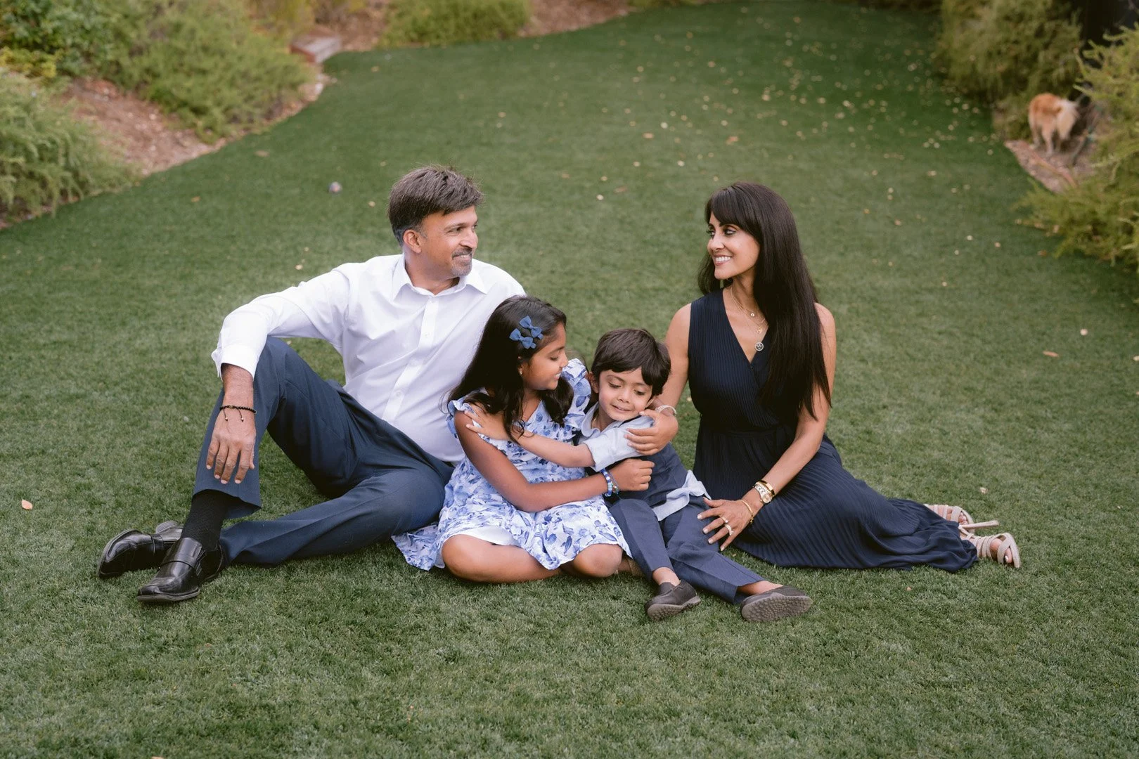 Esha_Family_2025-107.jpg