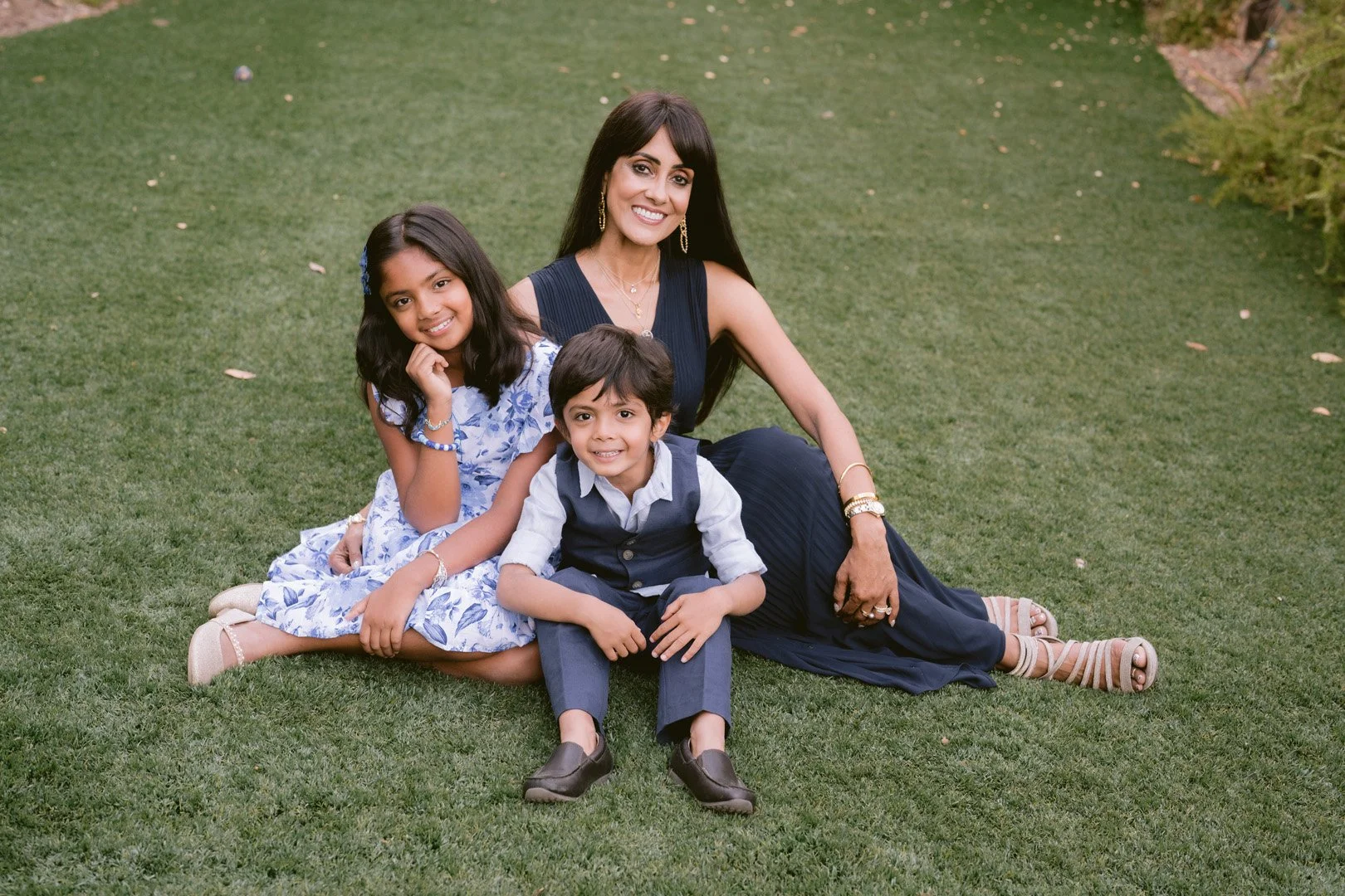 Esha_Family_2025-116.jpg