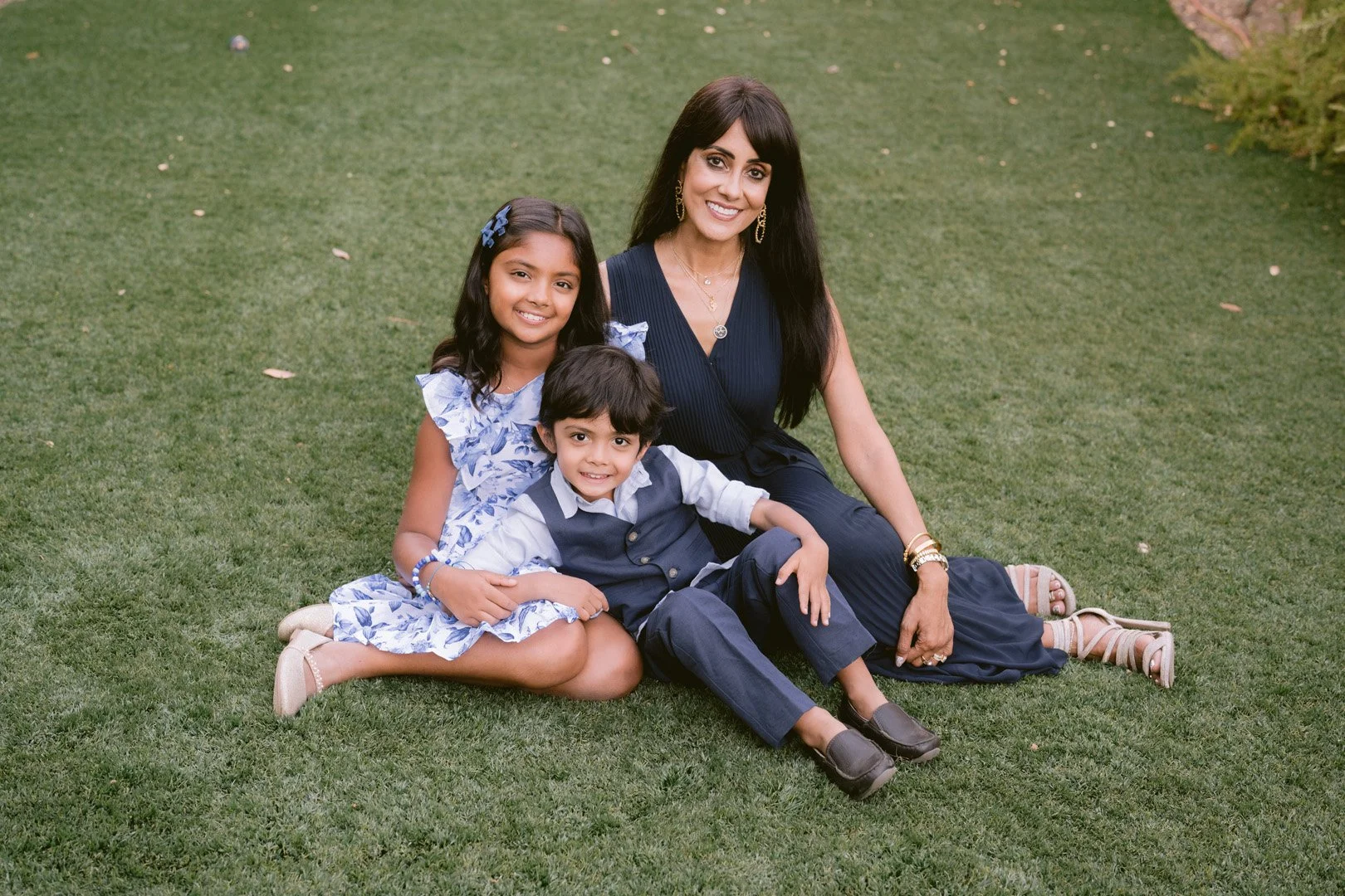 Esha_Family_2025-117.jpg