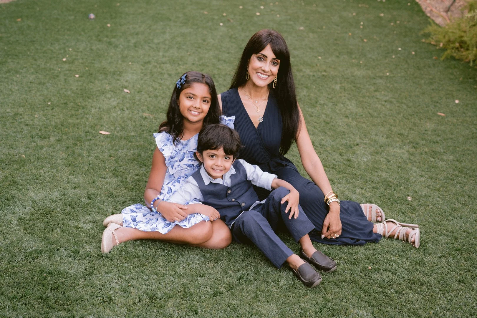 Esha_Family_2025-118.jpg