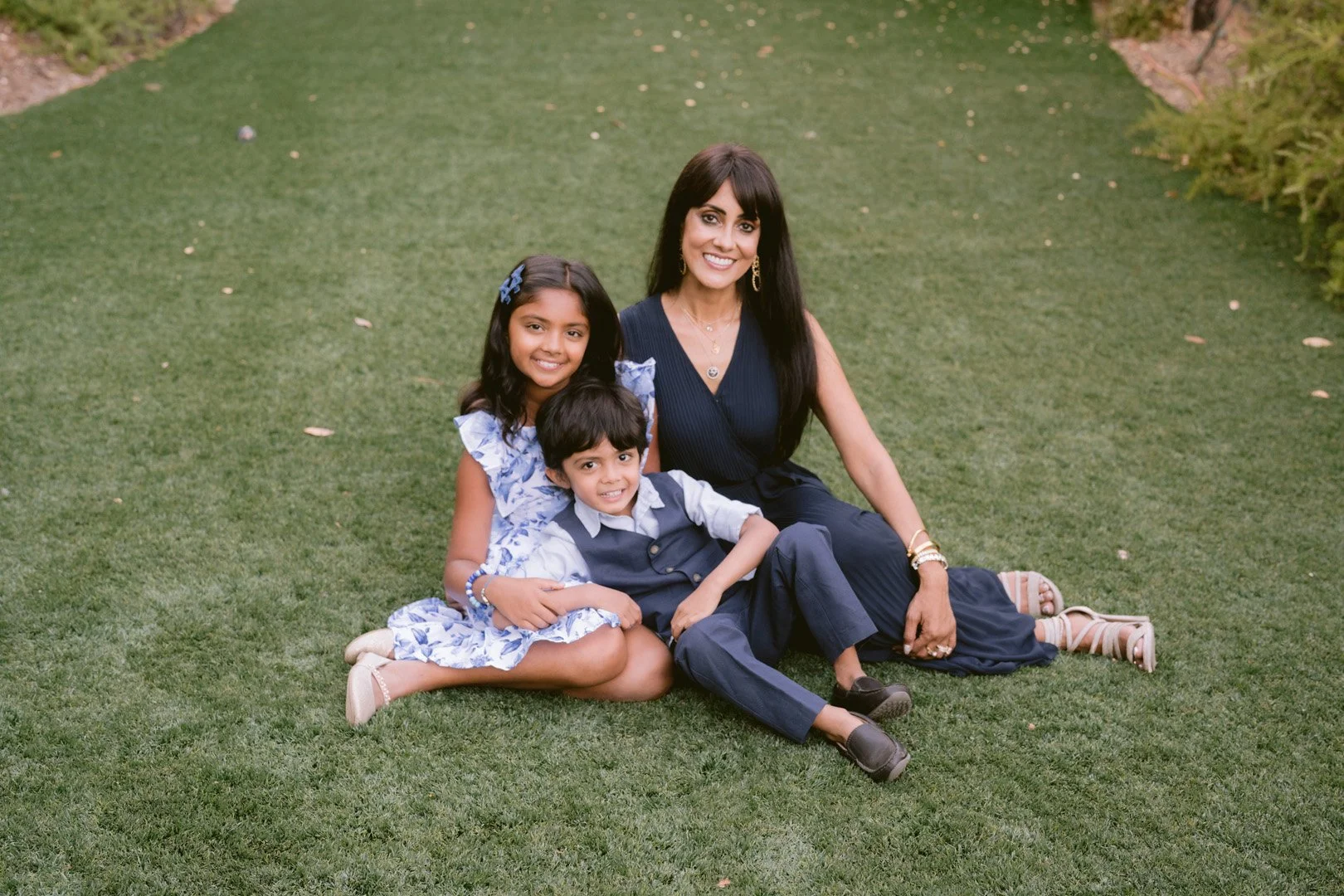 Esha_Family_2025-122.jpg