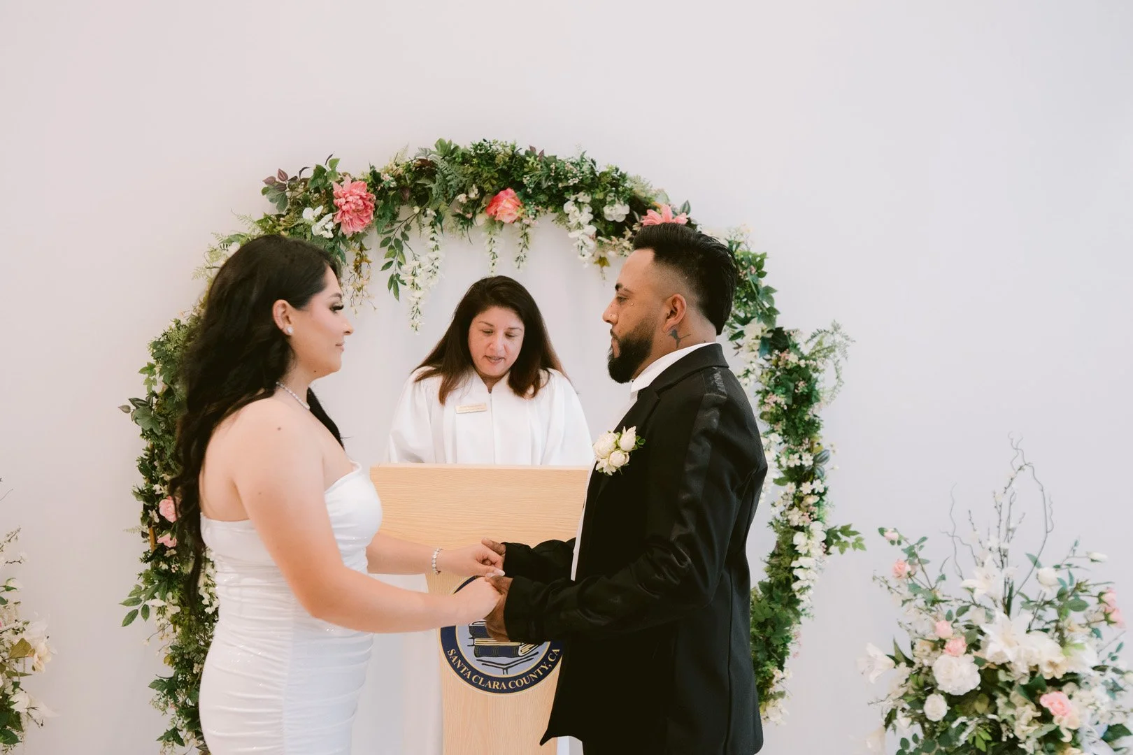 Mexican_civil_wedding_Portraits_vasona_lake-5.jpg